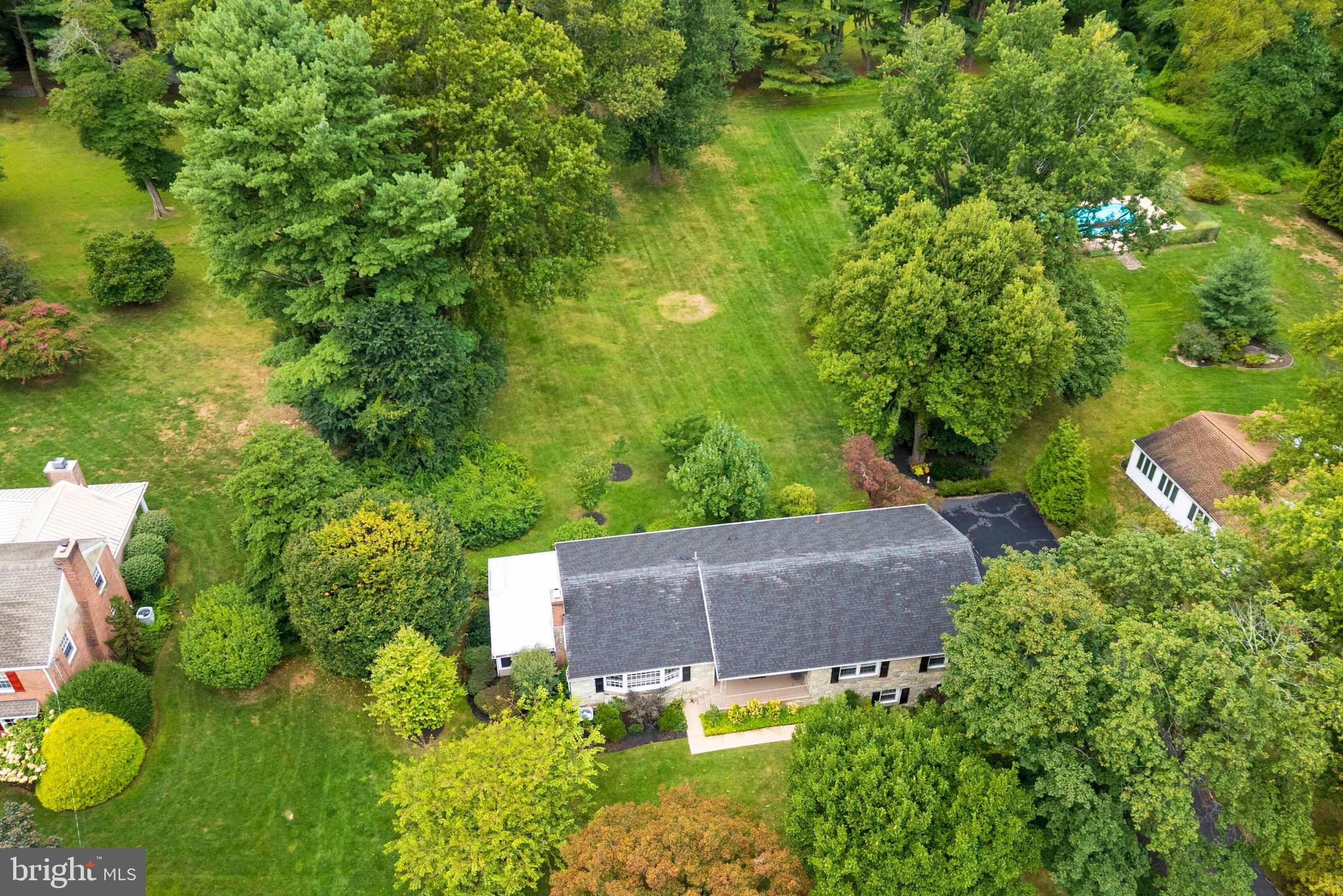 HUNTINGDON VALLEY - Residential