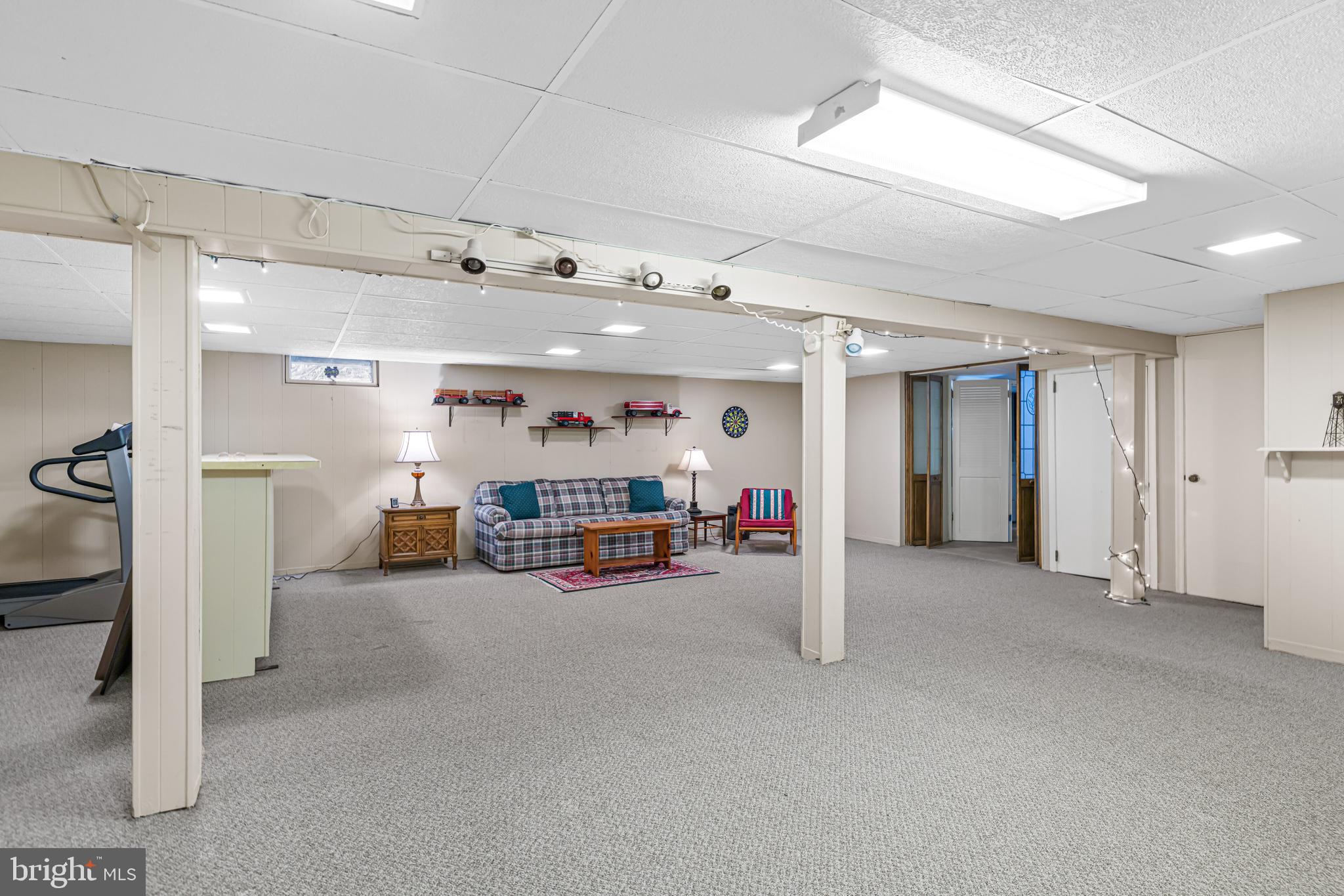 HUNTINGDON VALLEY - Residential