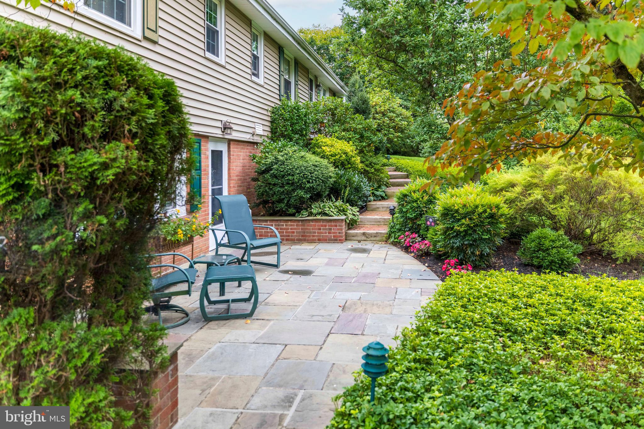 HUNTINGDON VALLEY - Residential