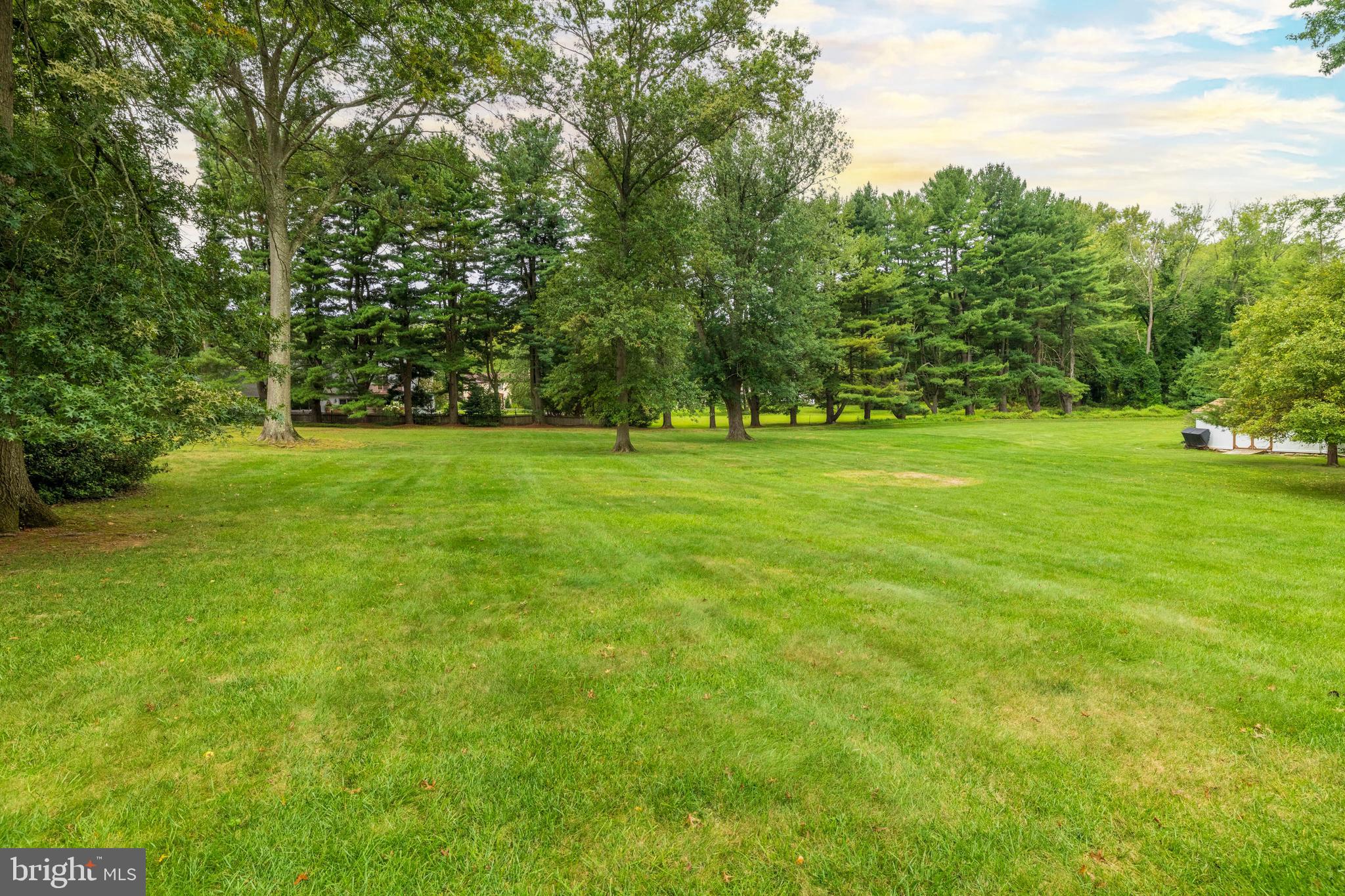 HUNTINGDON VALLEY - Residential