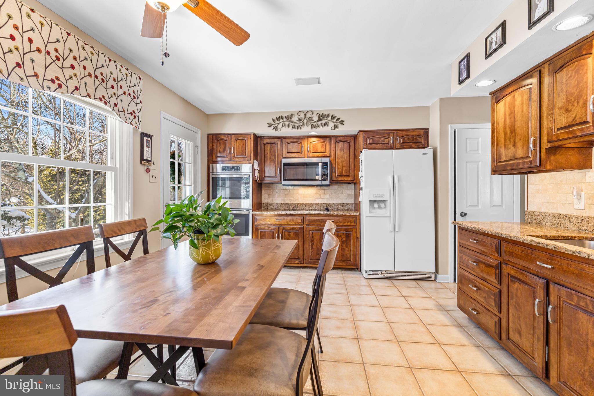 HUNTINGDON VALLEY - Residential