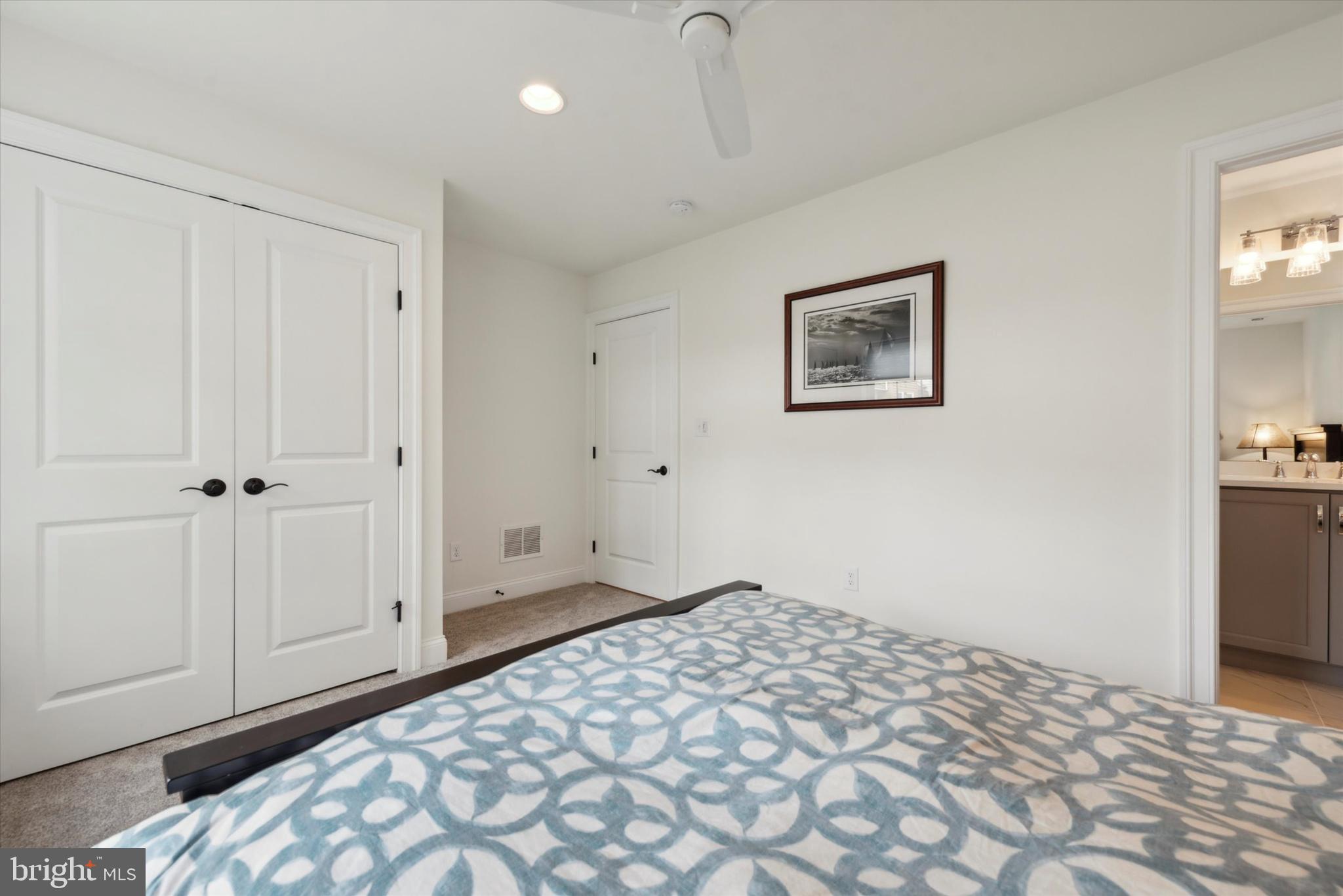 BERWYN VILLAGE - Residential