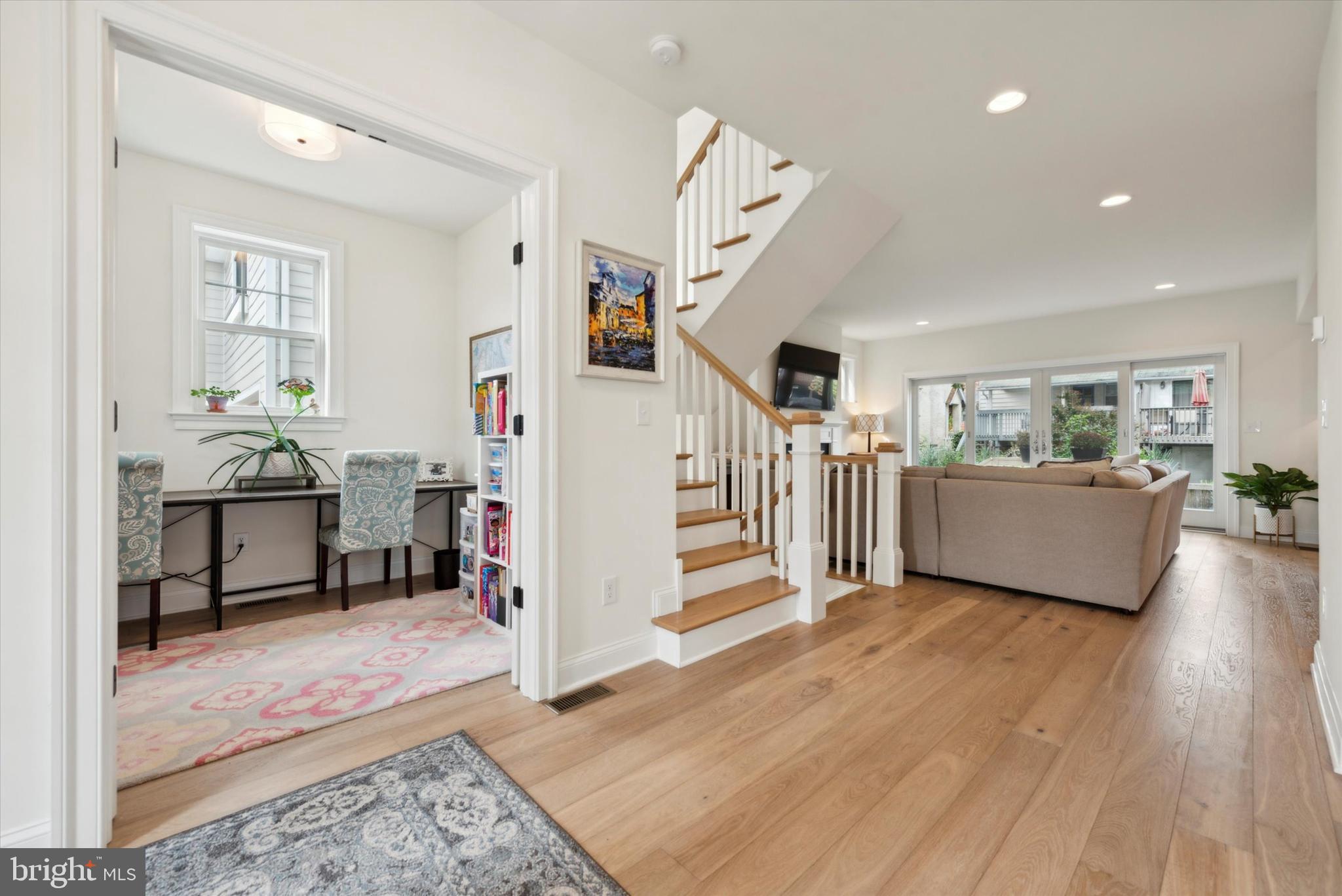 BERWYN VILLAGE - Residential