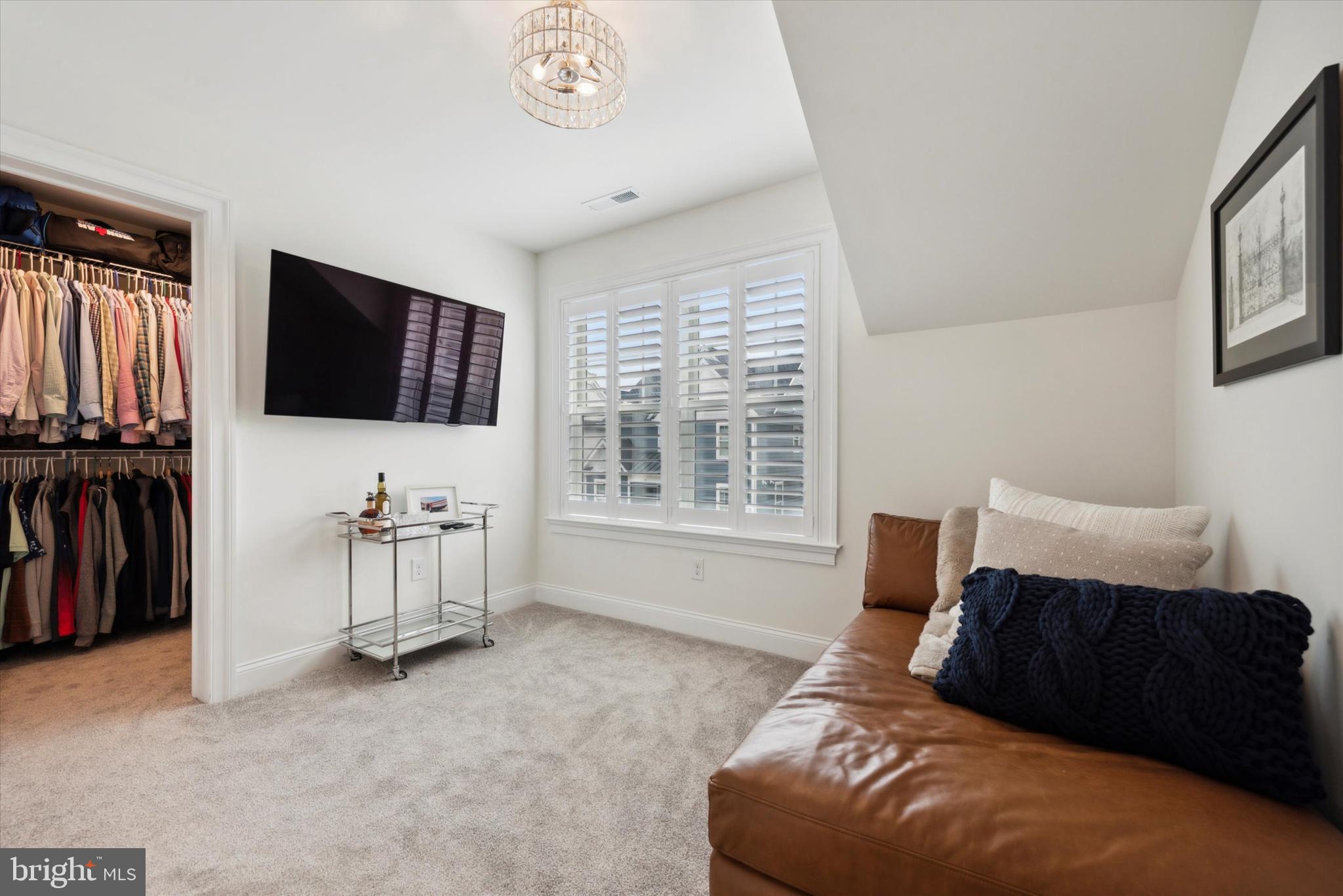 BERWYN VILLAGE - Residential