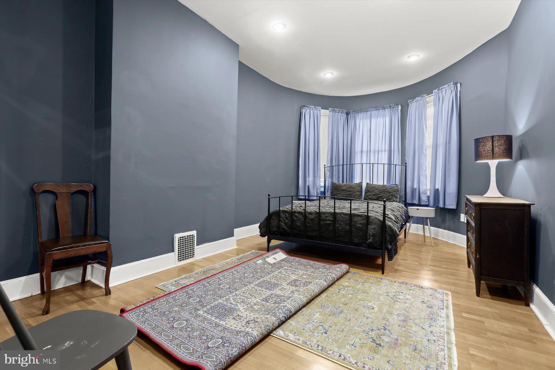 RESERVOIR HILL - Residential