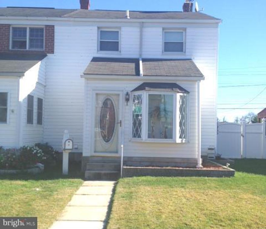 Well maintained end unit townhome with loads of upgrades and room to entertain. Enclosed front entry sitting room with lots of windows. Covered back deck and fenced in yard. Walk-in closet in bsmt with finished laundry room. 2 car garage with heat, air, storage and automatic doors.  Backs to Stanbury and Lynch Cove Parks. Walk to the playground and water. Great home in a great neighborhood.