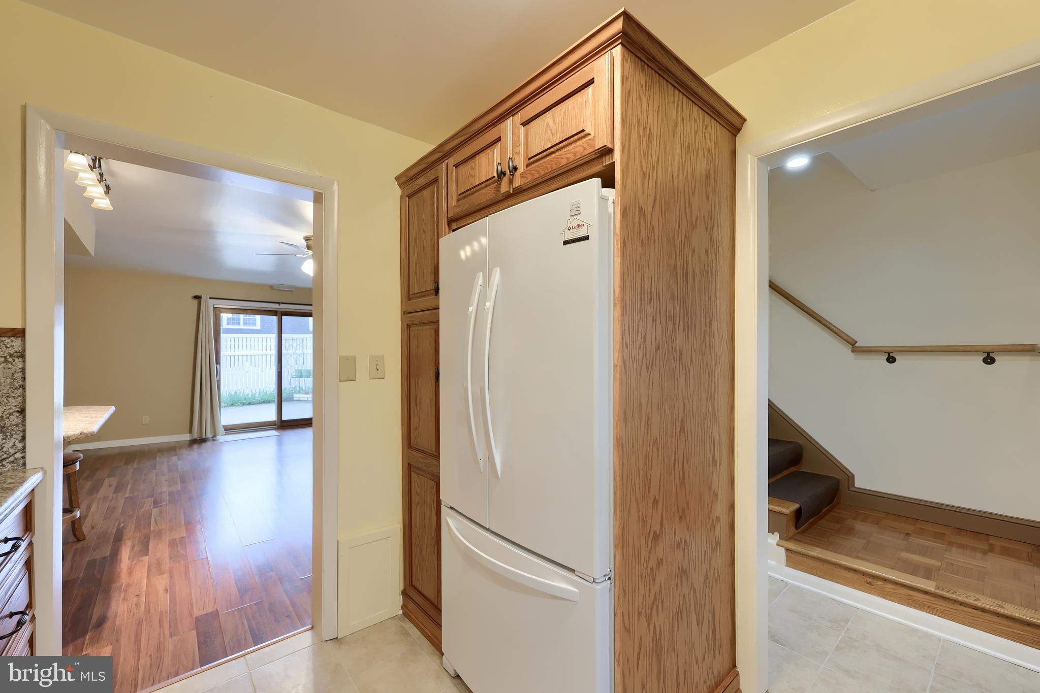 COLONY PARK - Residential