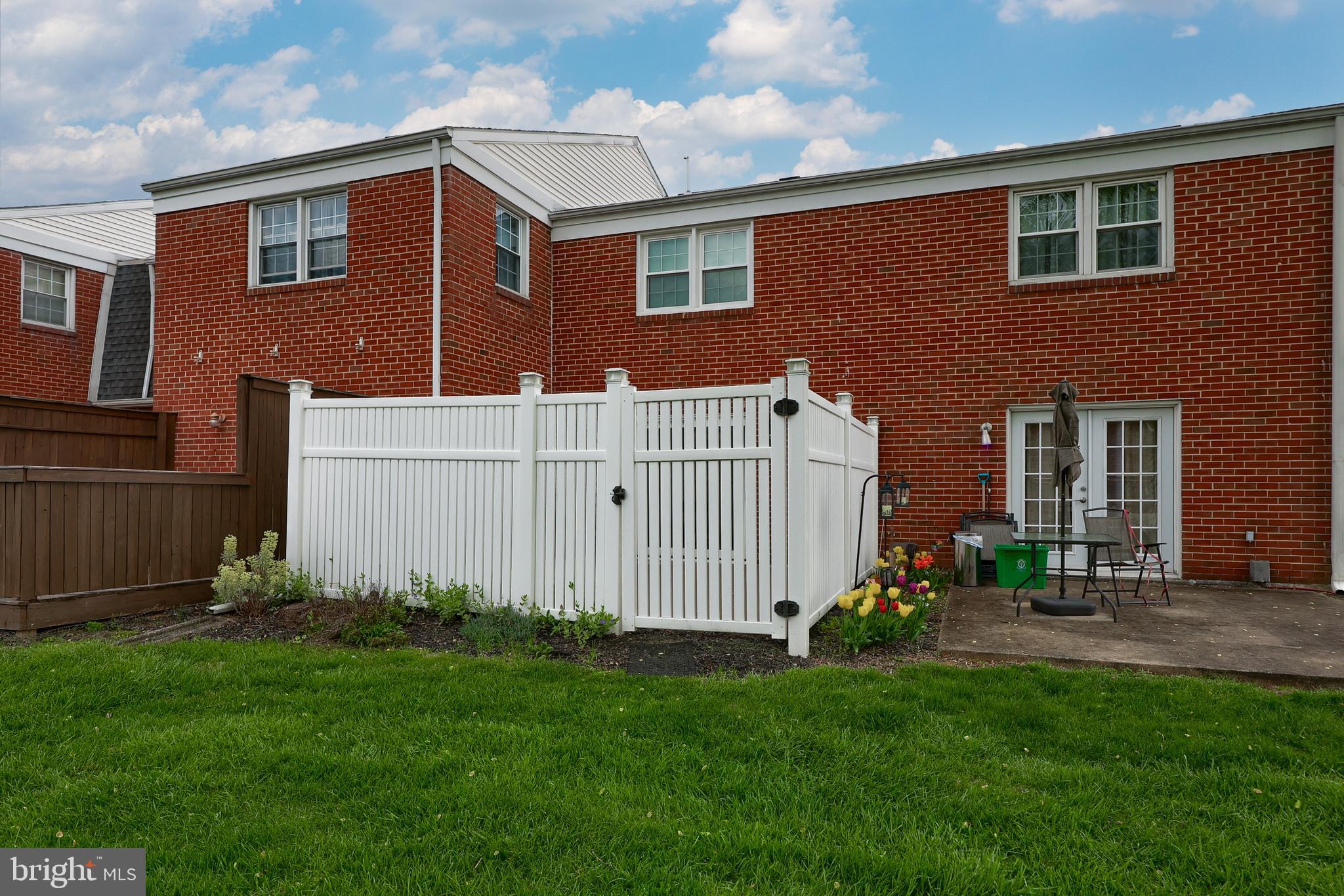 COLONY PARK - Residential
