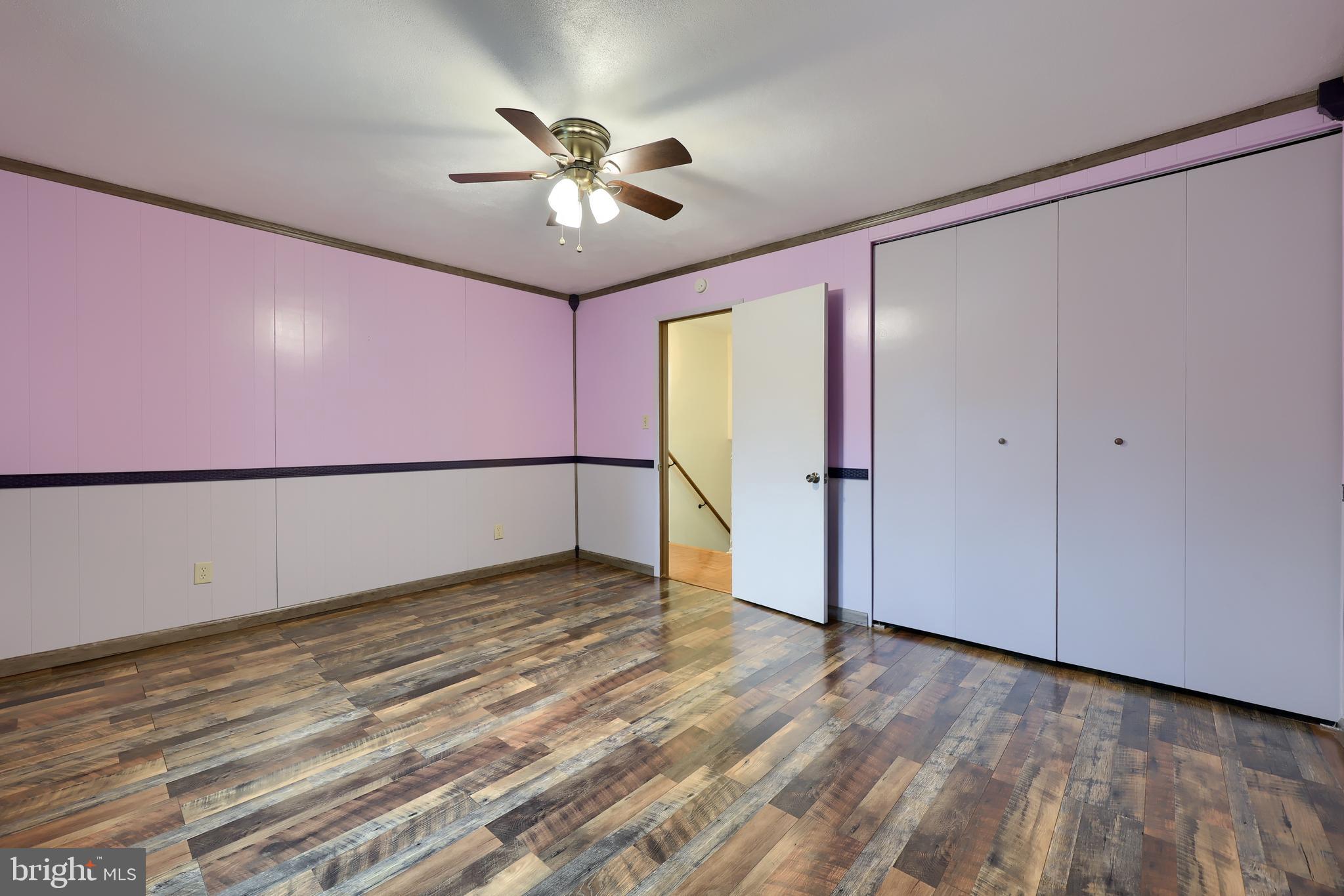 COLONY PARK - Residential