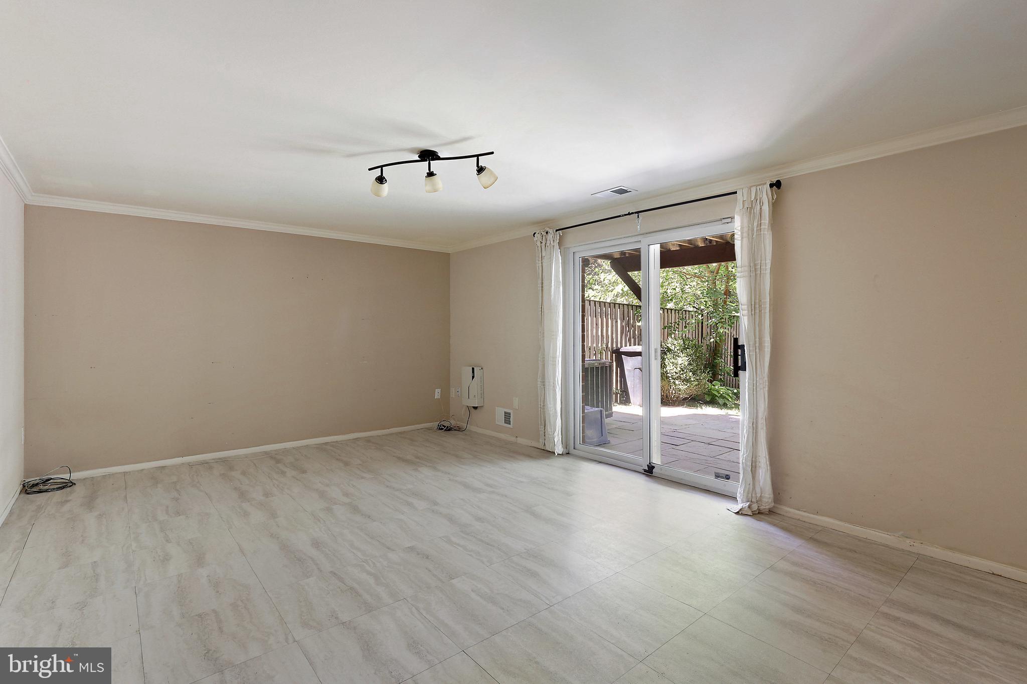 MAYS CHAPEL VILLAGE - Residential