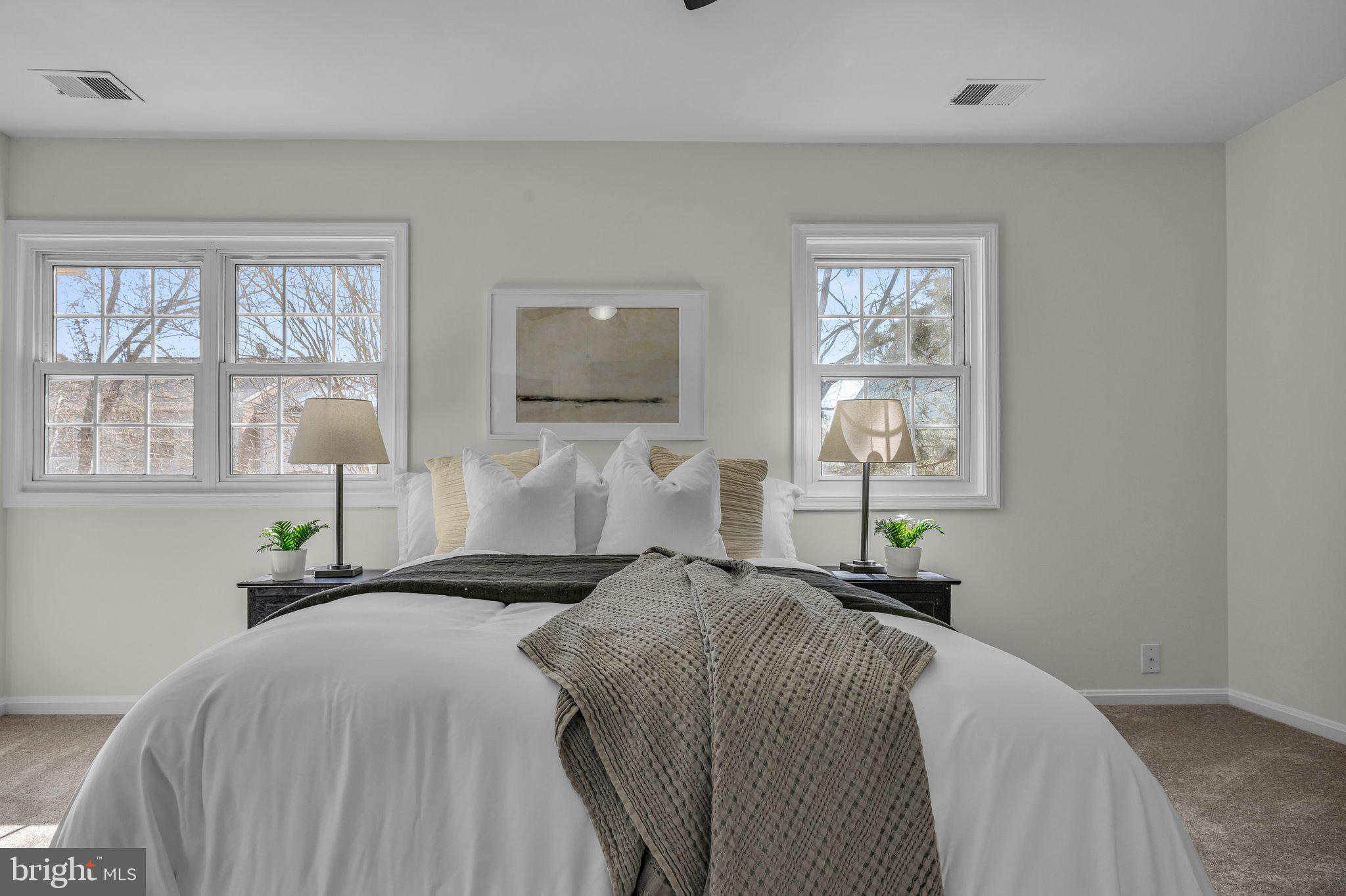 POINT OF WOODS - Residential