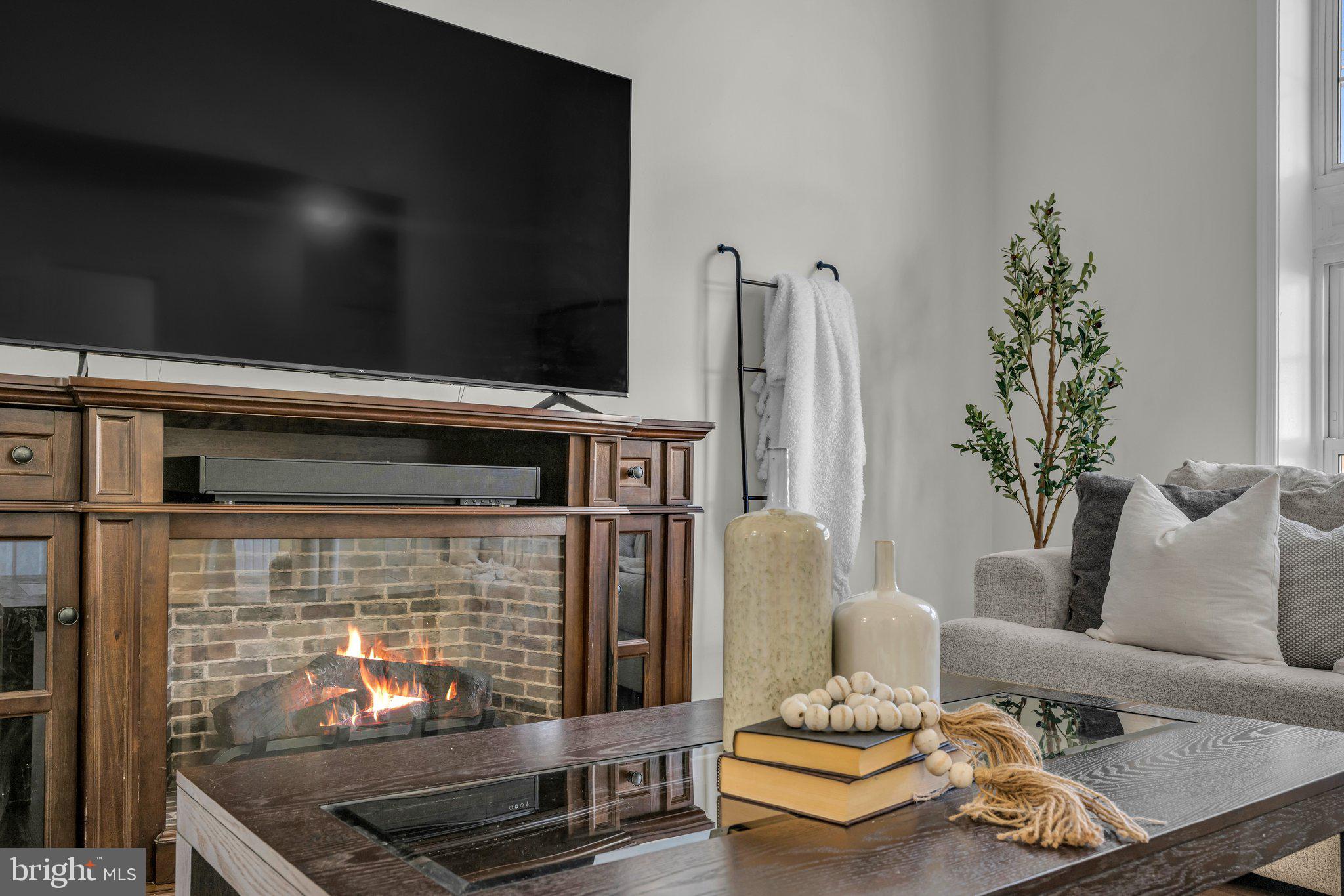 POINT OF WOODS - Residential