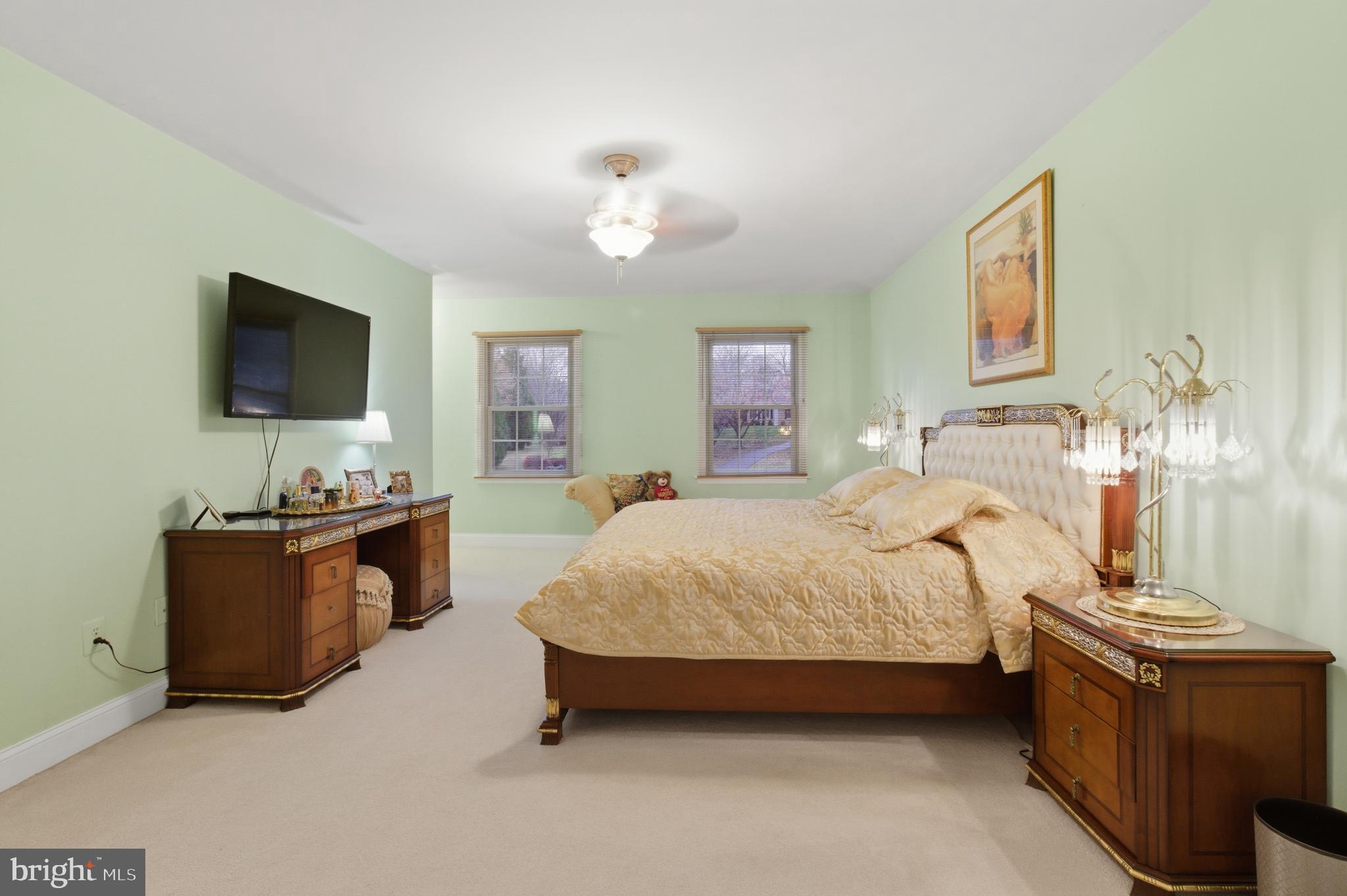 GOSHEN MANOR - Residential