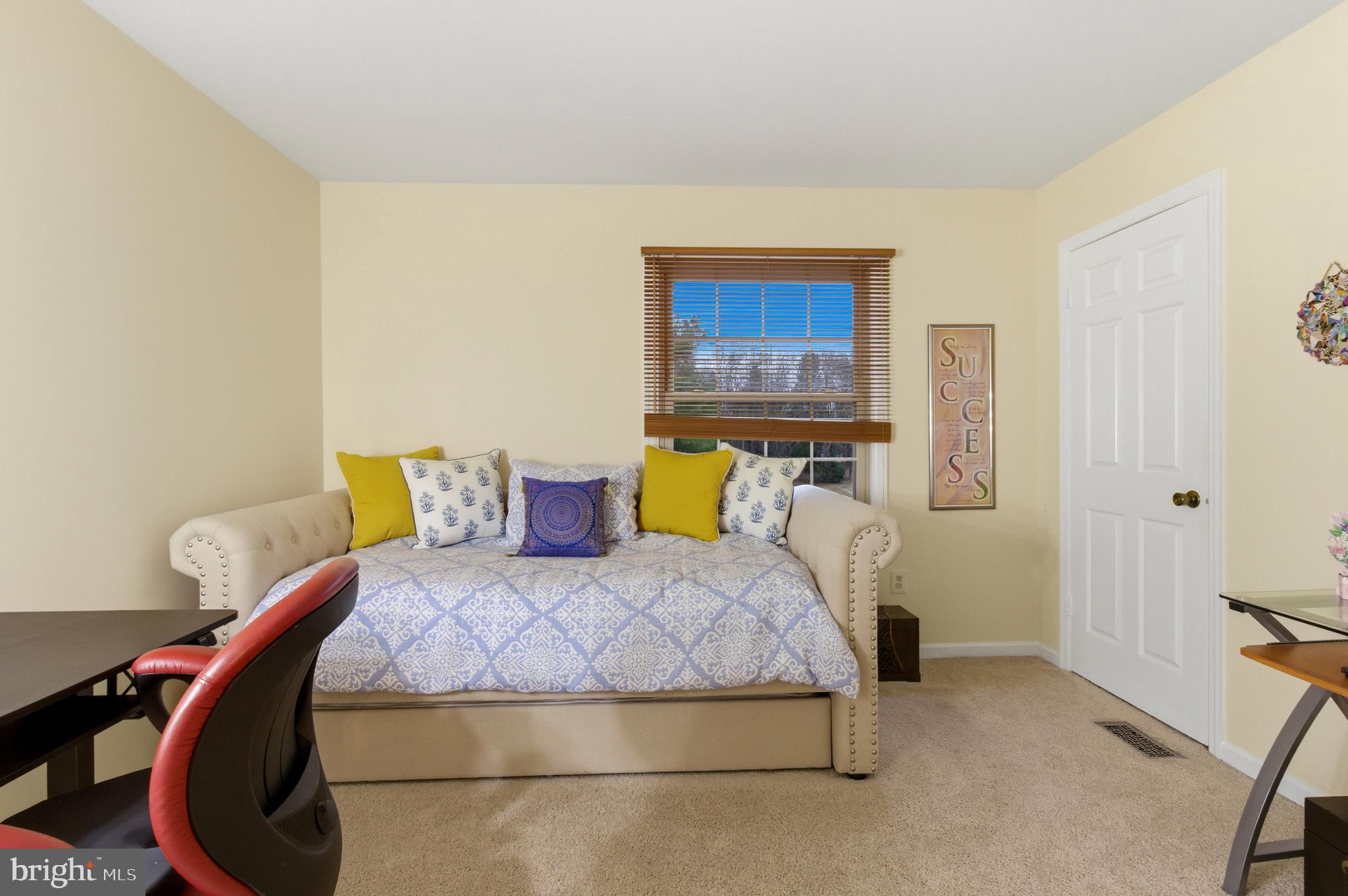 GOSHEN MANOR - Residential