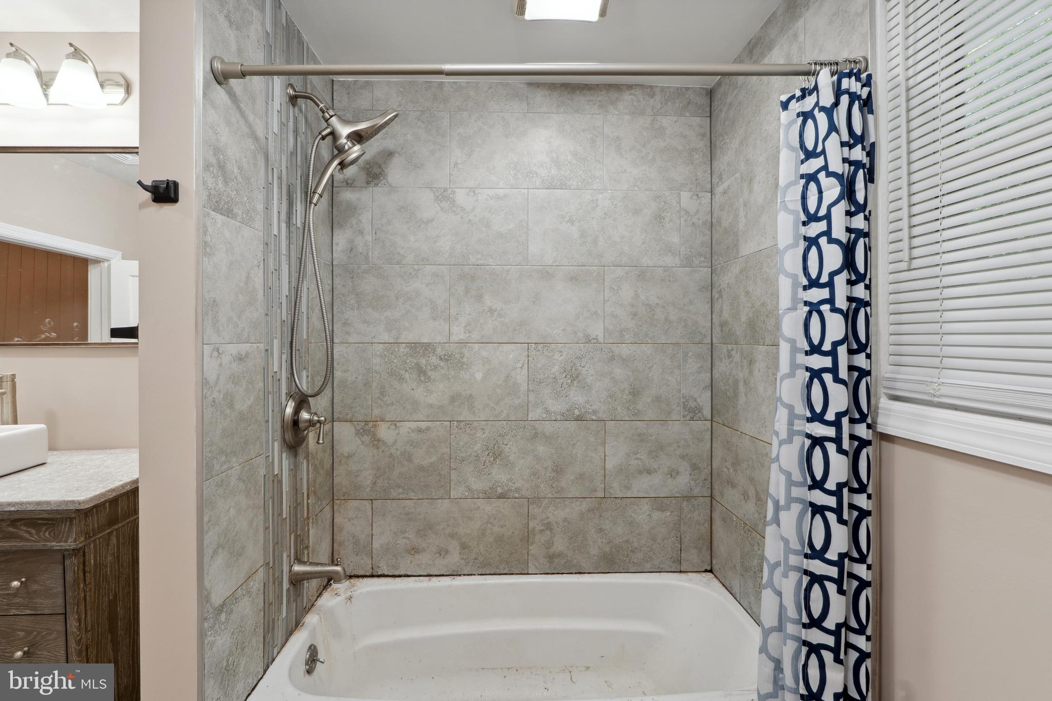 659 W FOREST GROVE ROAD