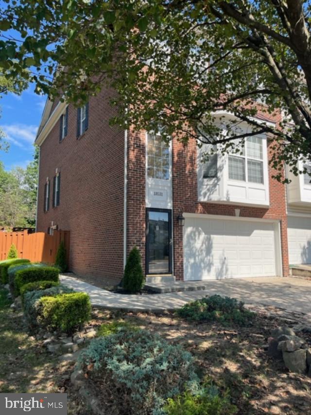 SPRING LAKES - Residential Lease