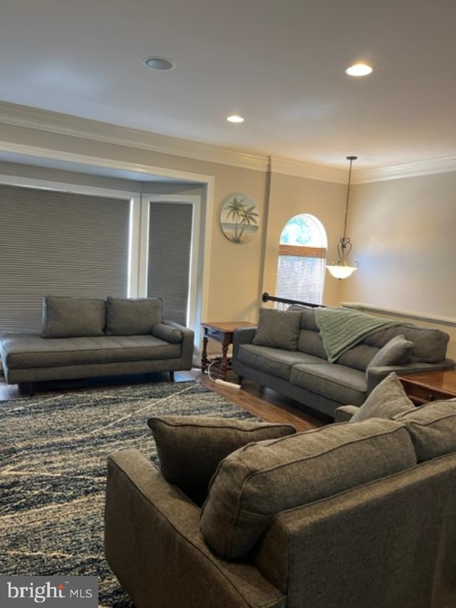 SPRING LAKES - Residential Lease