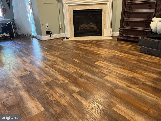 SPRING LAKES - Residential Lease