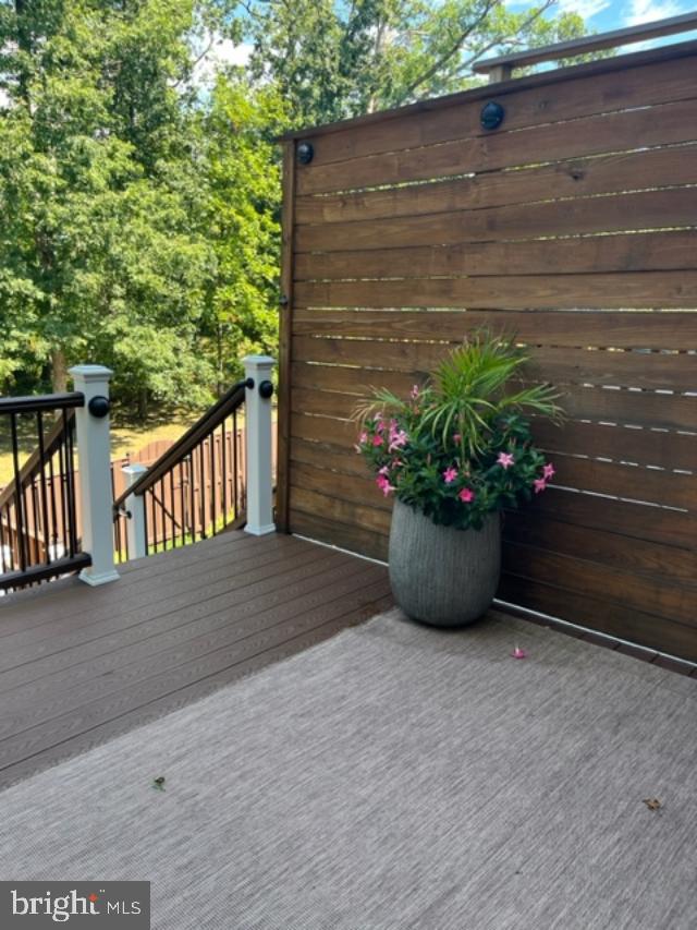 SPRING LAKES - Residential Lease