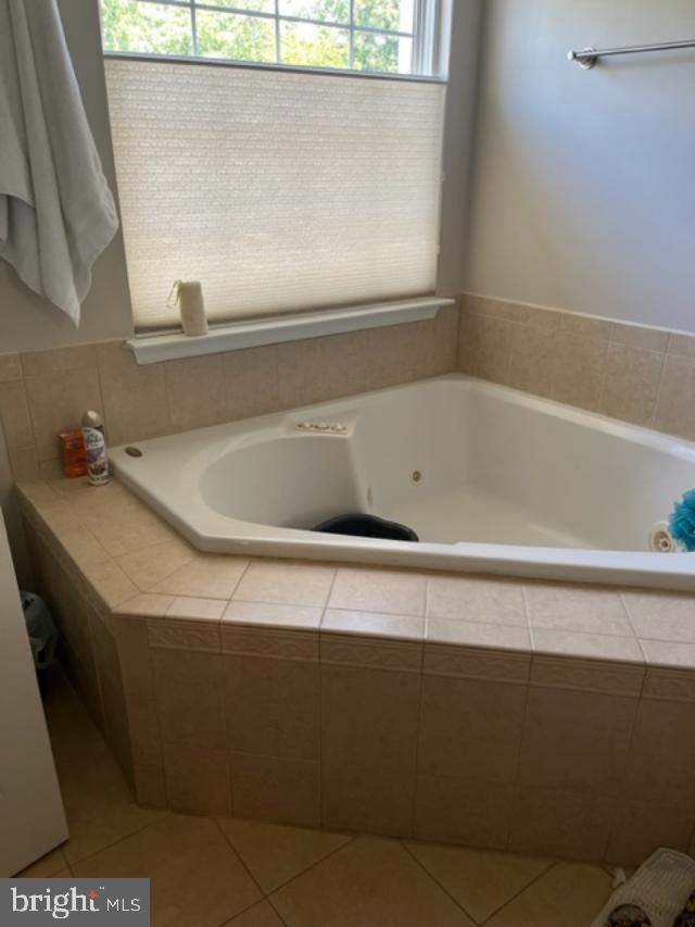 SPRING LAKES - Residential Lease