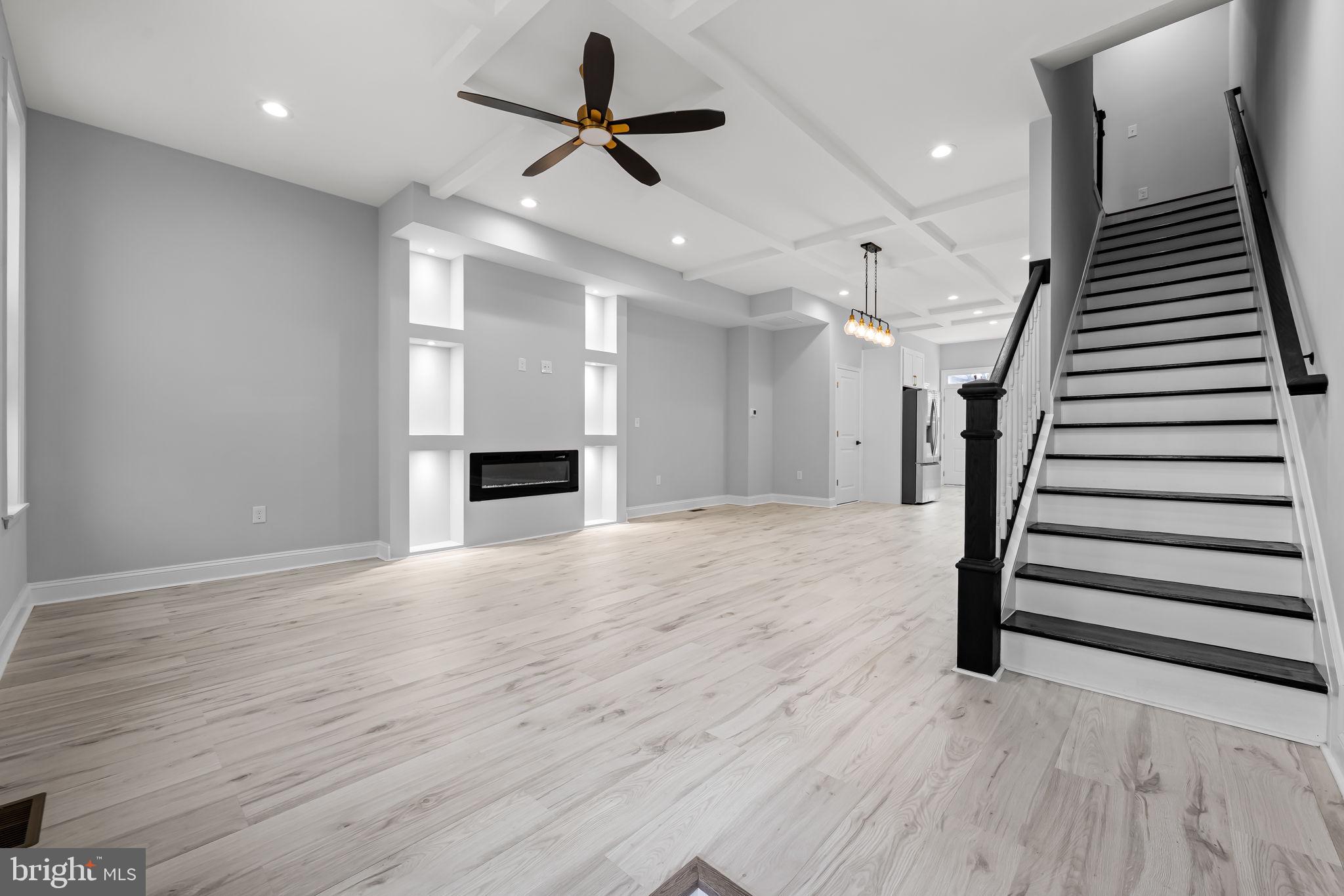 506 N FULTON AVENUE