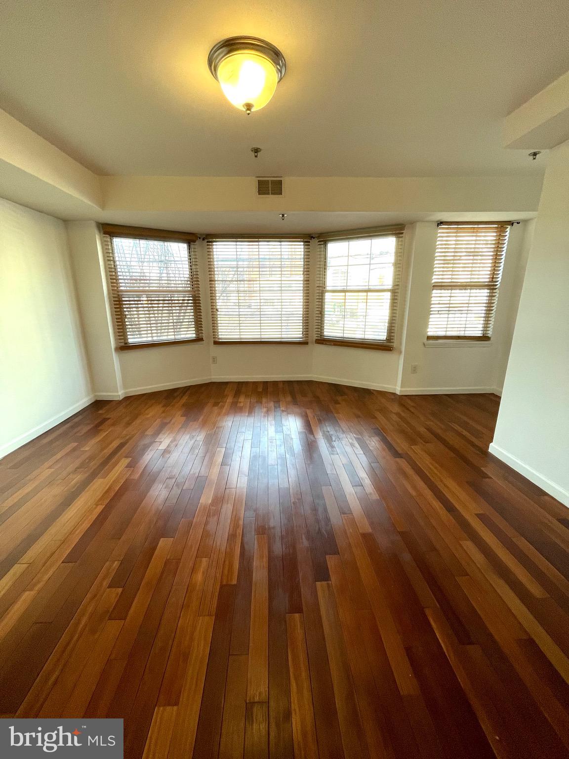 LOFT DISTRICT - Residential