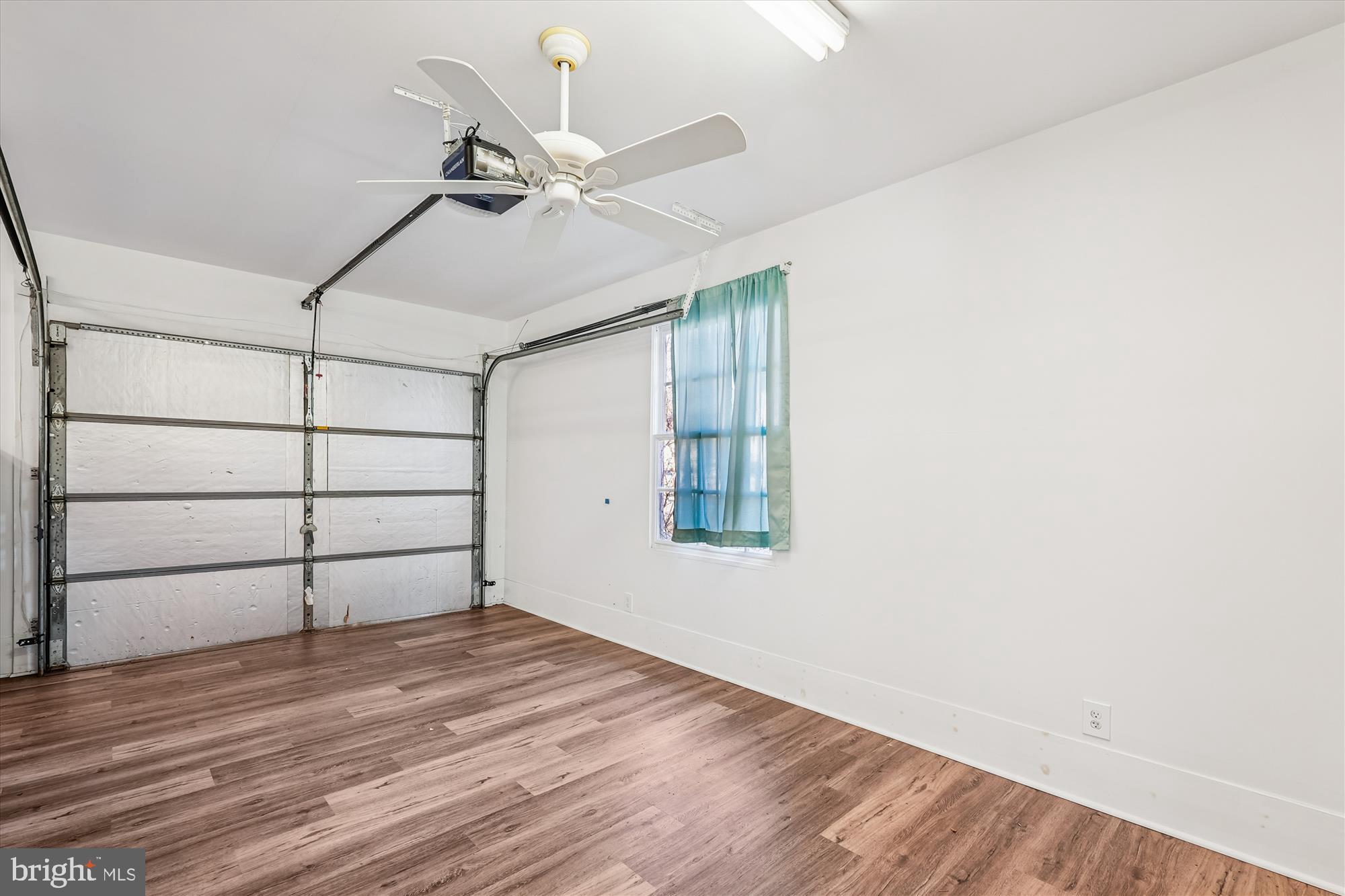 FAIRVIEW - Residential