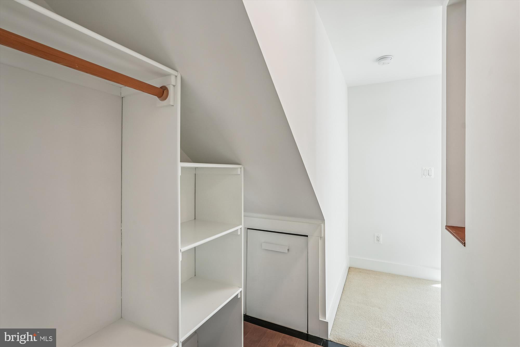 FAIRVIEW - Residential