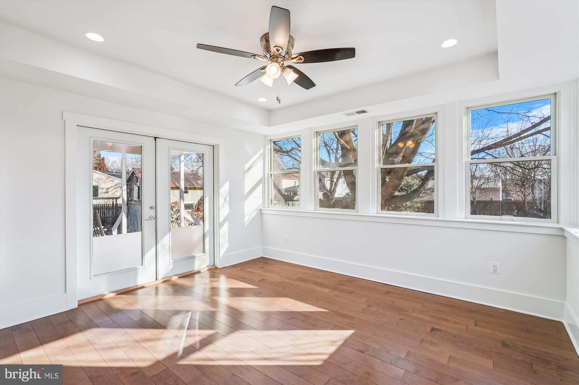 FAIRVIEW - Residential