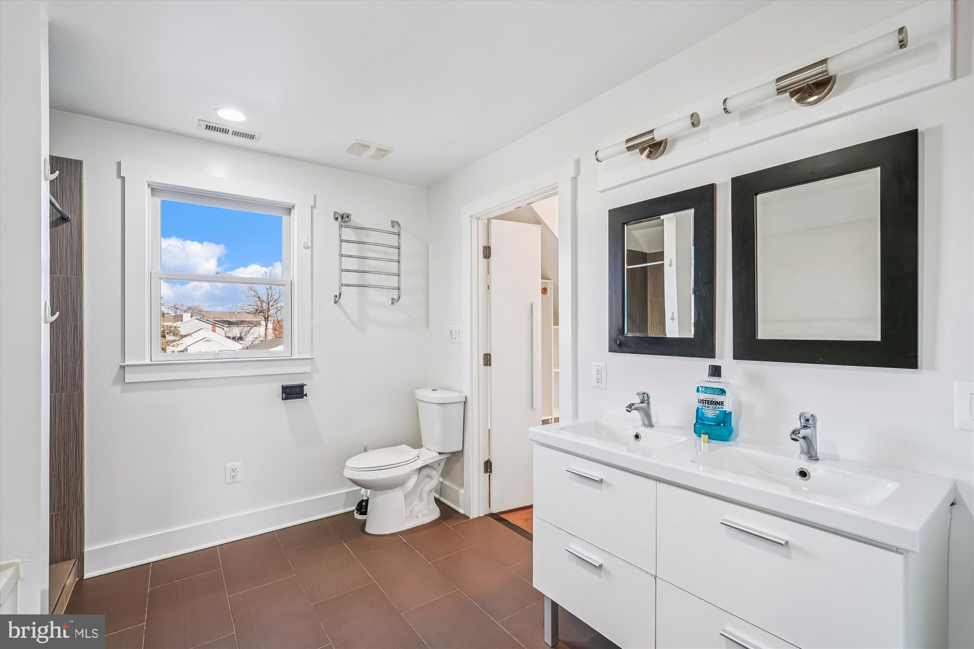 FAIRVIEW - Residential