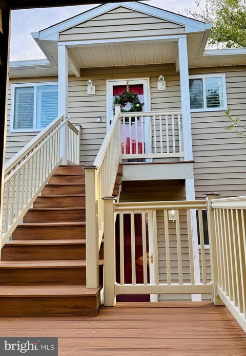 Photo of 10207 White Pelican Way #106D, NEW MARKET, MD 21774 (MLS # MDFR2074584)