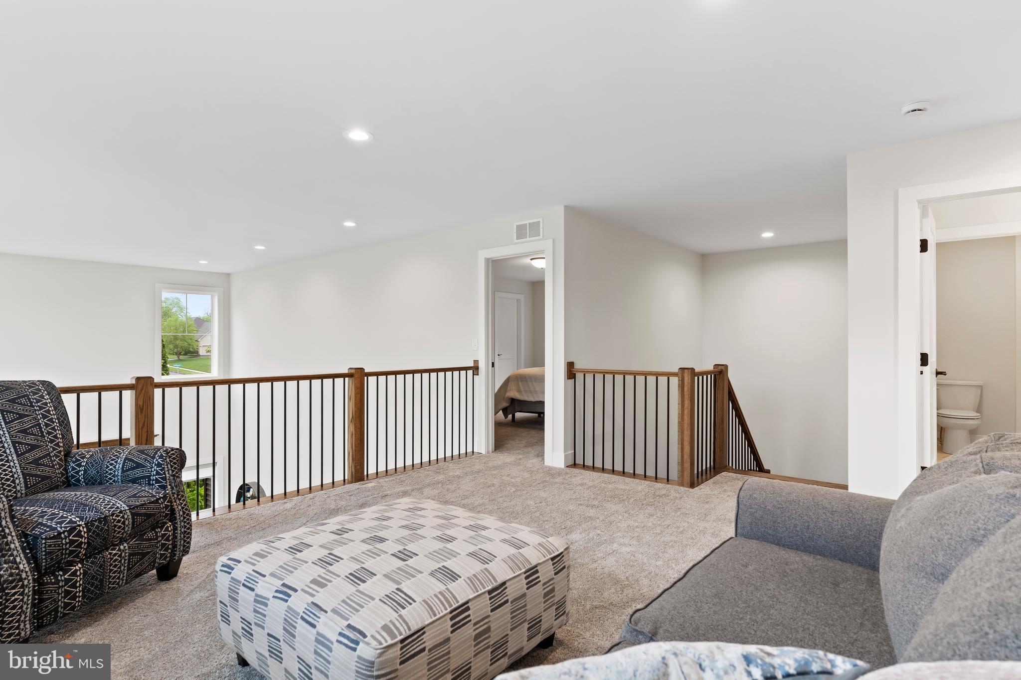 WESTBURY - Residential