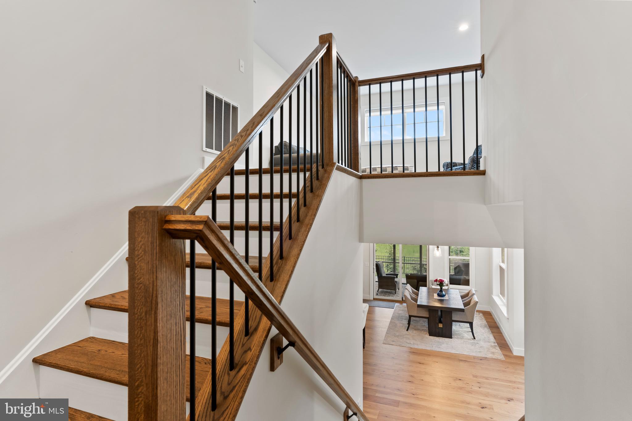 WESTBURY - Residential