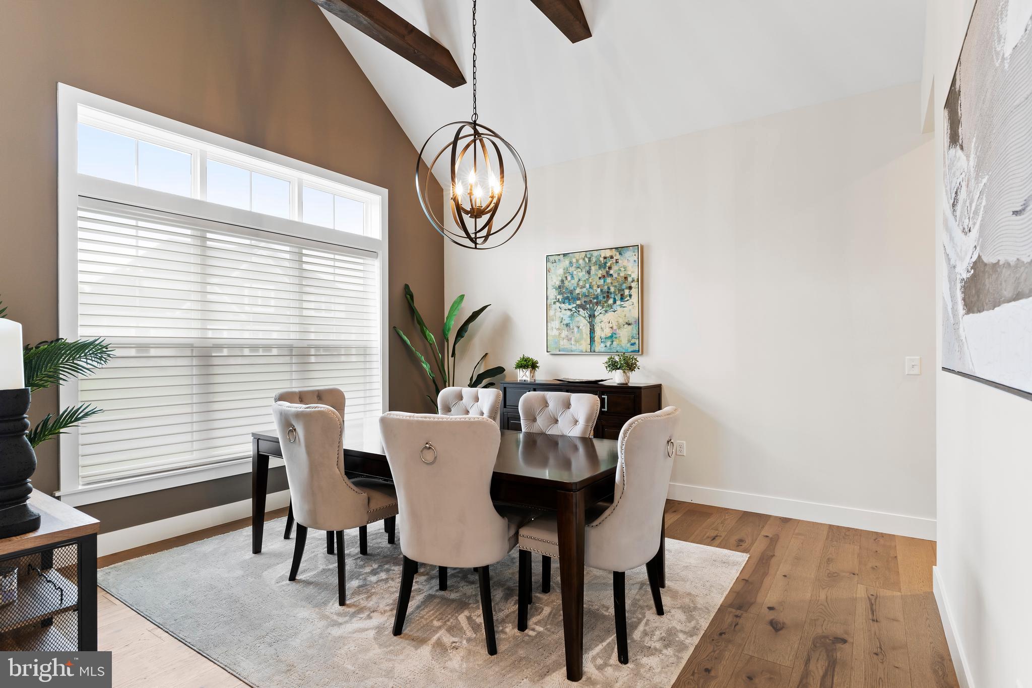 WESTBURY - Residential