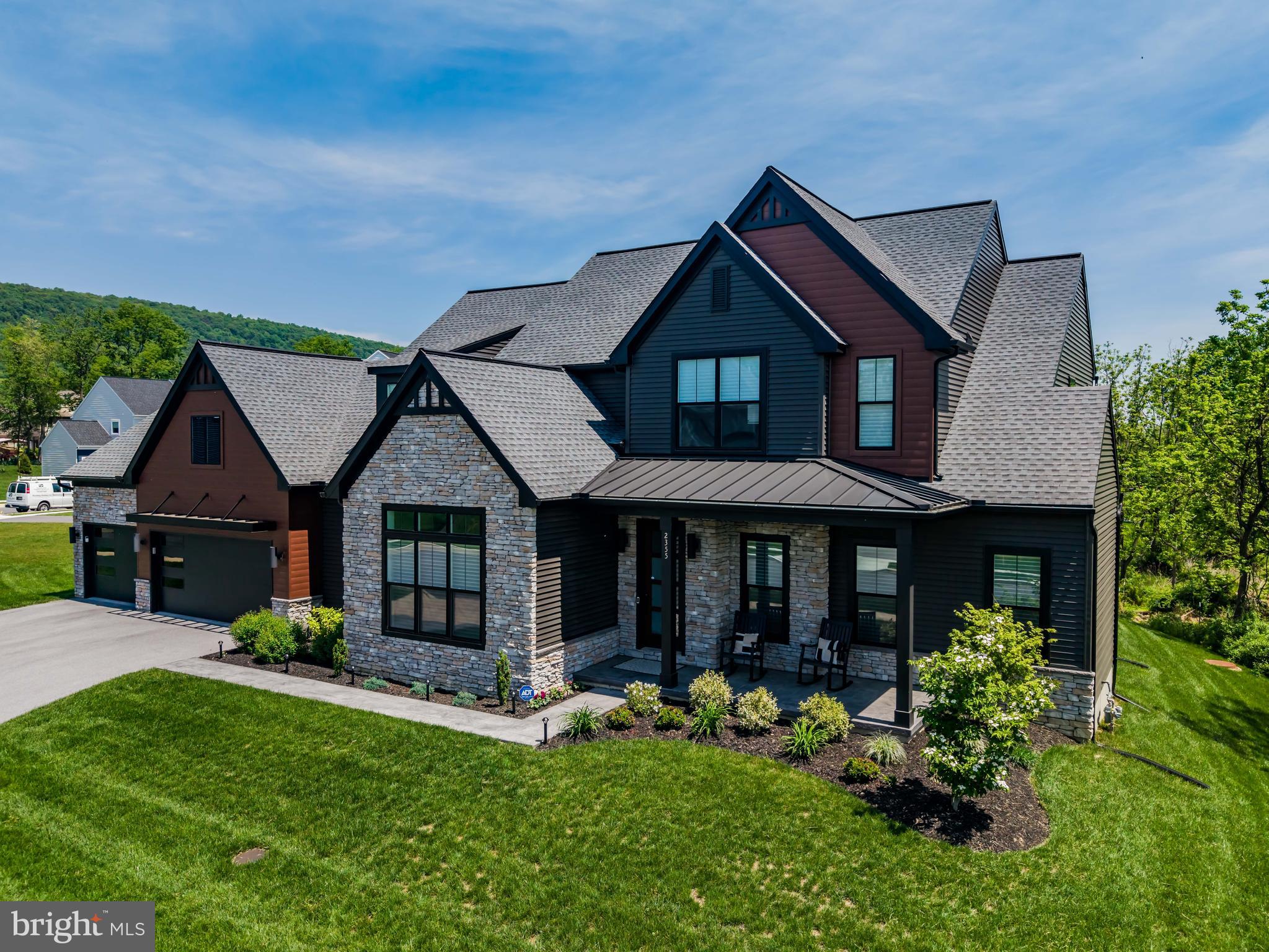 WESTBURY - Residential