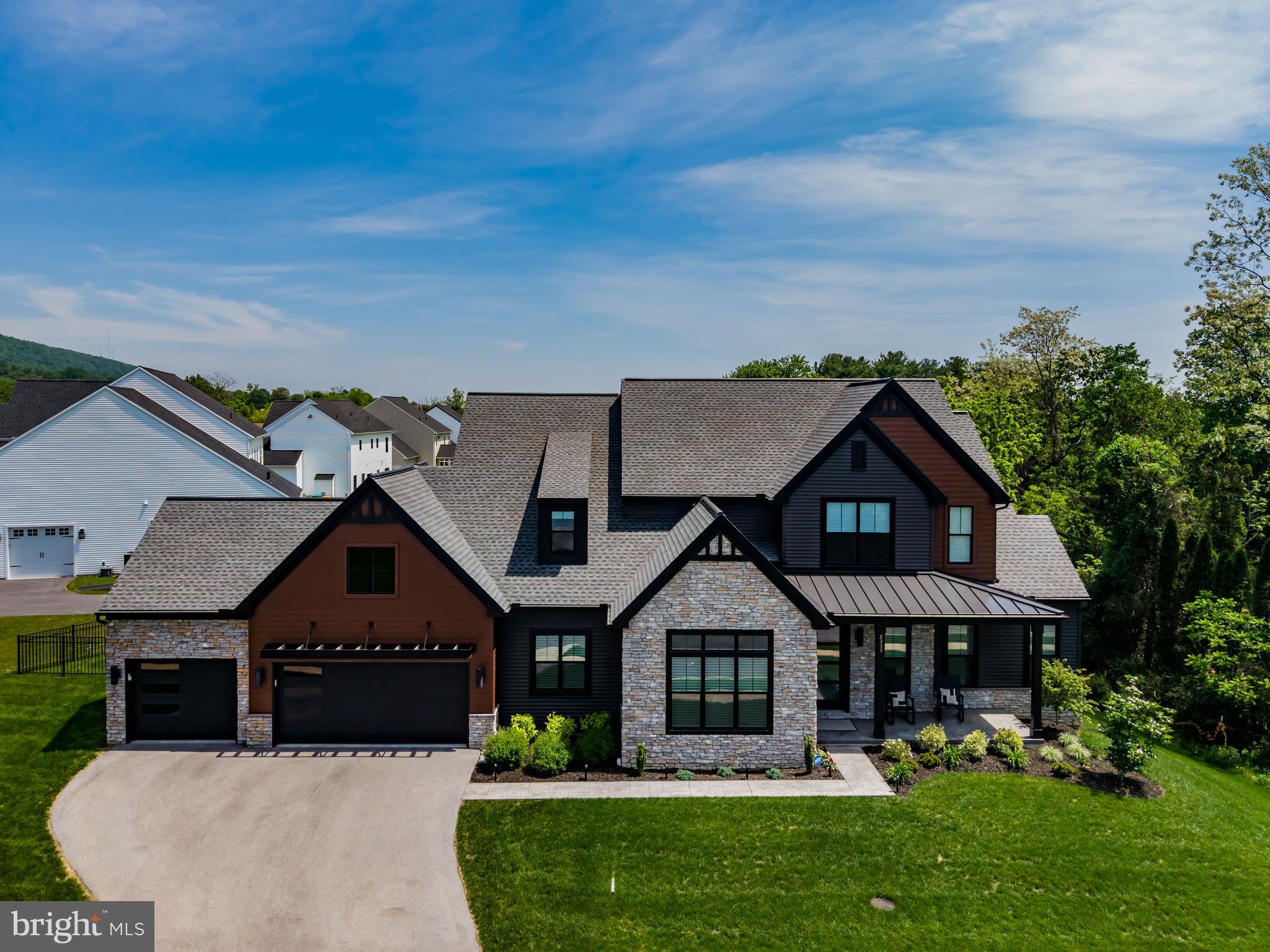 WESTBURY - Residential