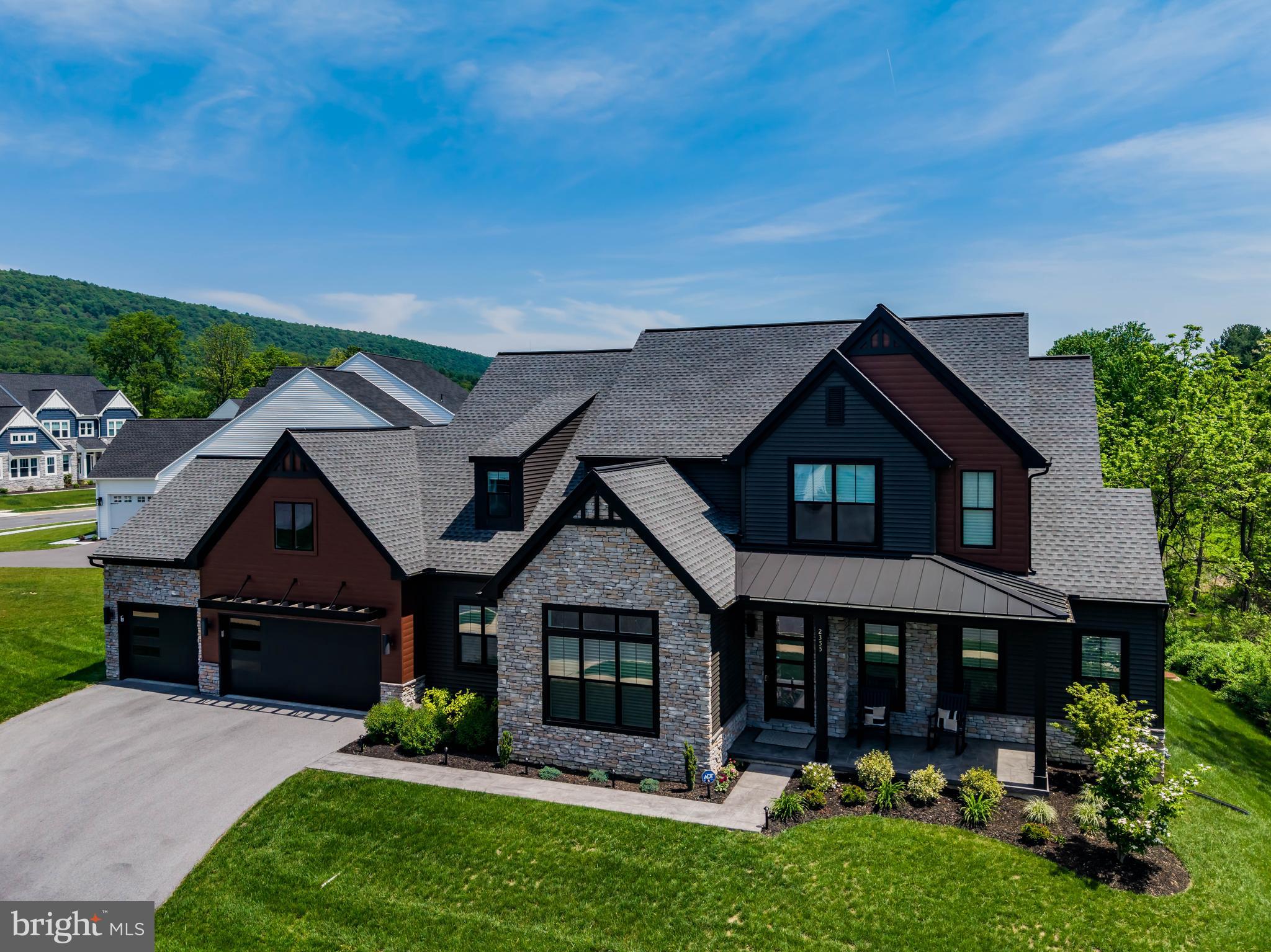 WESTBURY - Residential