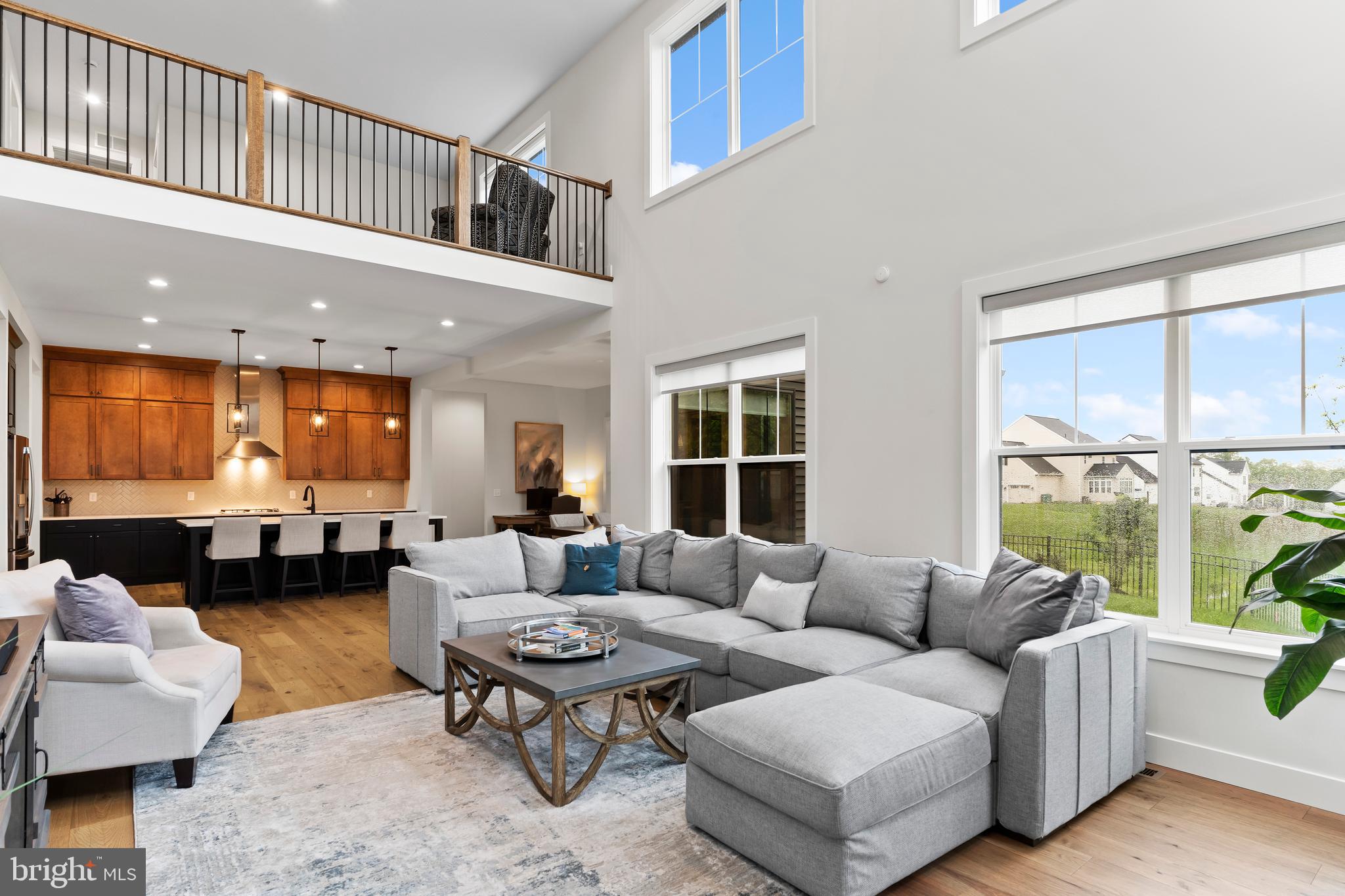 WESTBURY - Residential