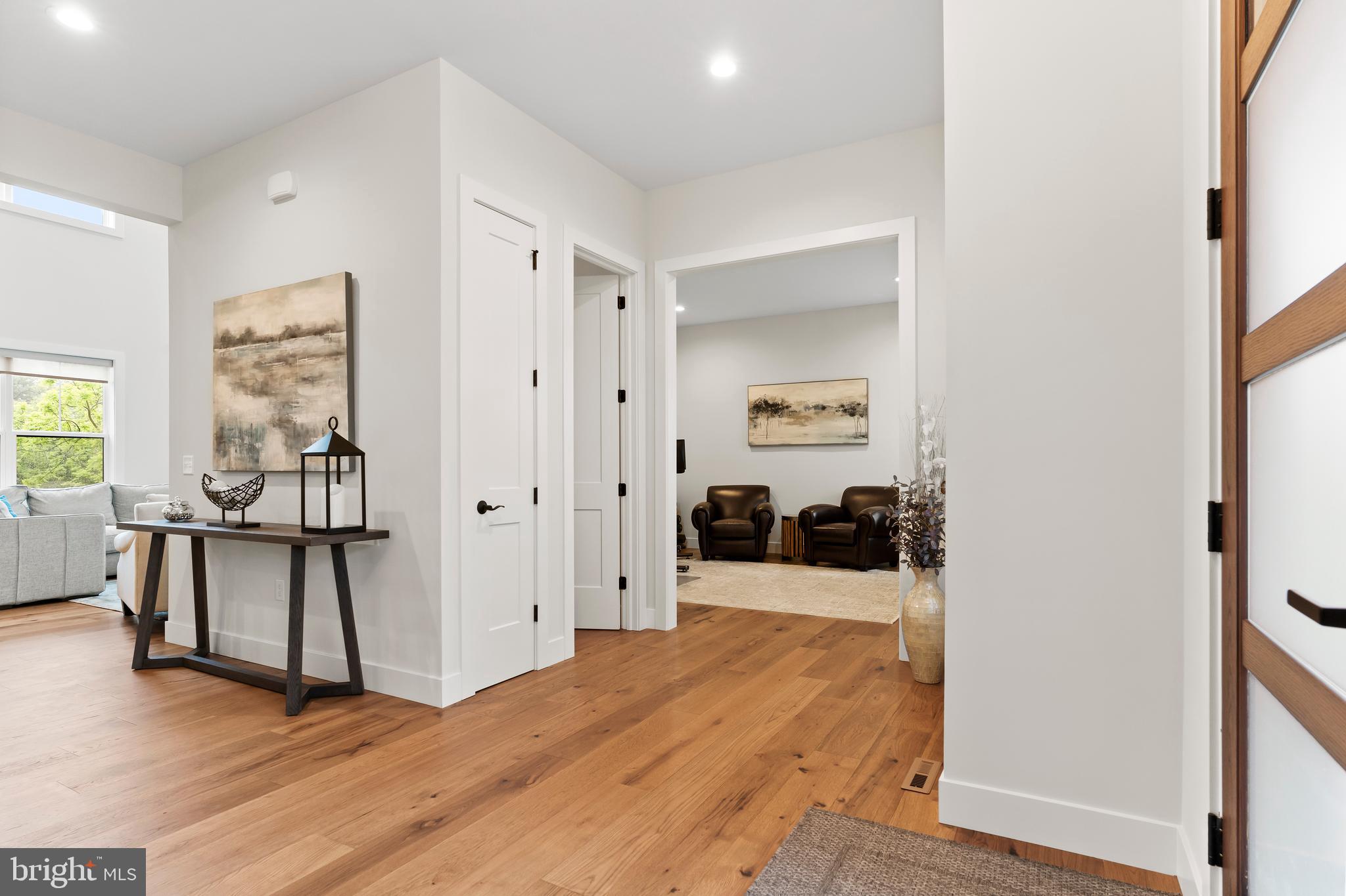 WESTBURY - Residential