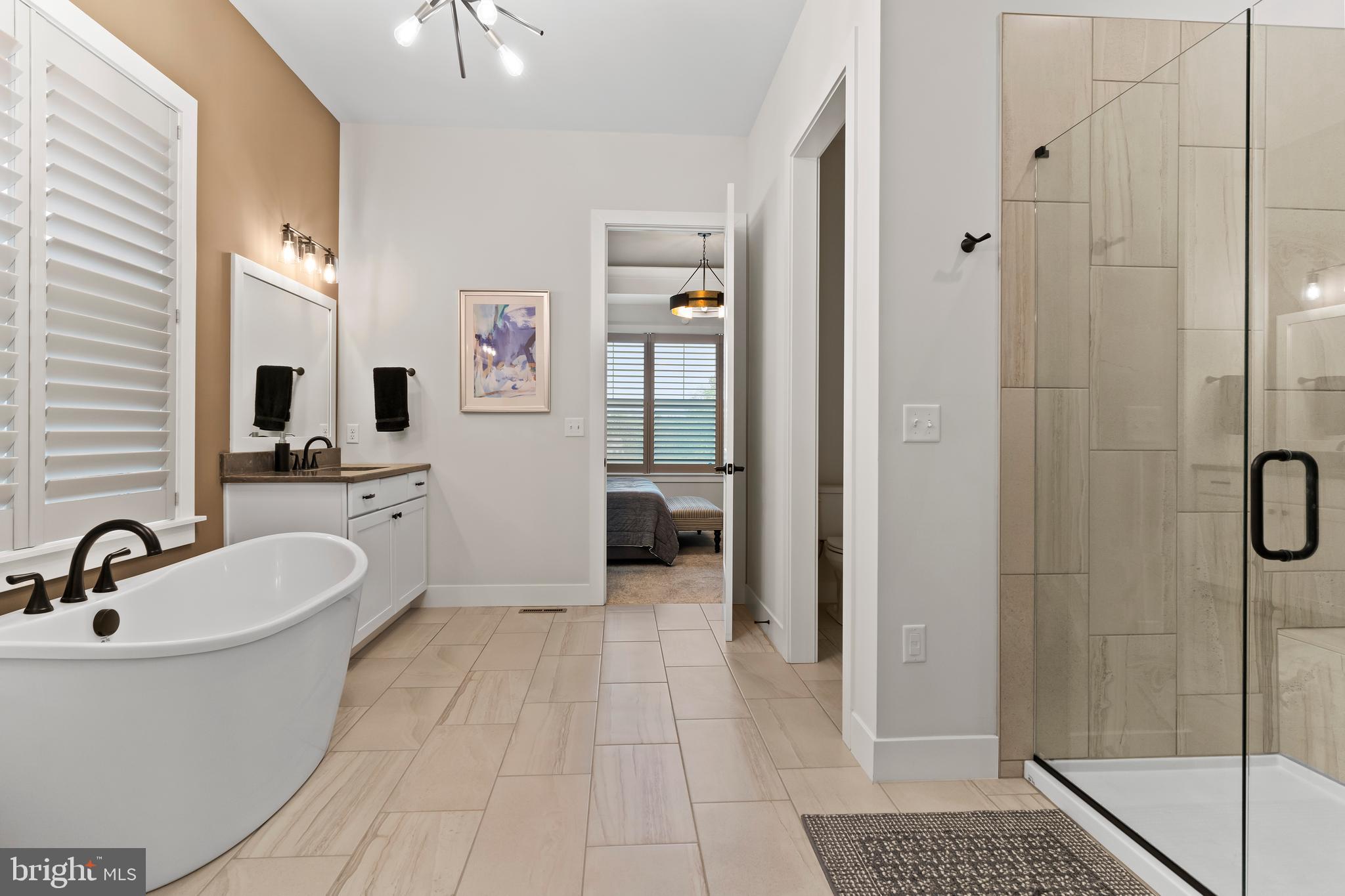 WESTBURY - Residential