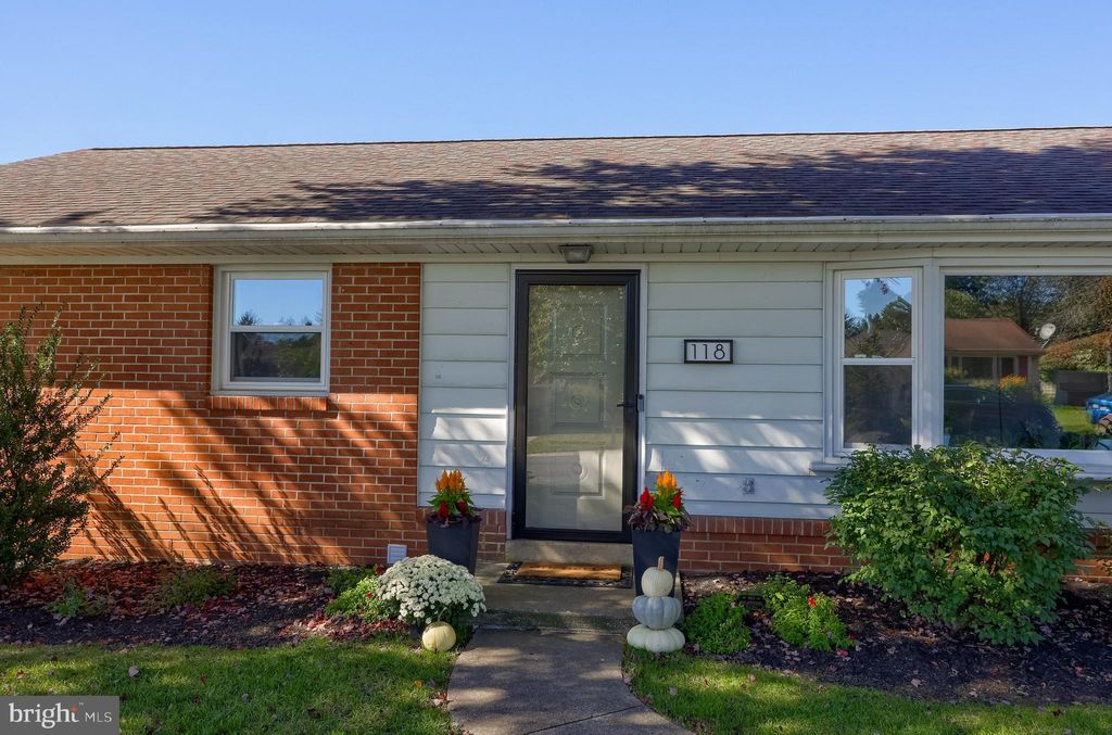 Photo of 118 Bayberry Drive, LANCASTER, PA 17603 (MLS # PALA2078466)