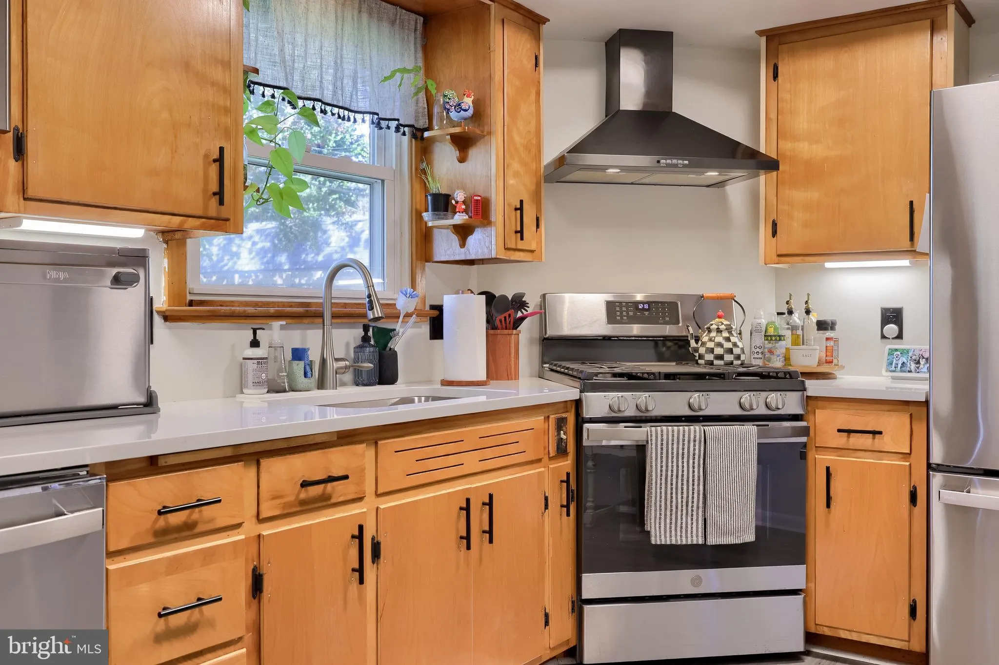 Lancaster, Pennsylvania 17603, United States, 3 Bedrooms Bedrooms, ,2 BathroomsBathrooms,Residential,Coming Soon,231183