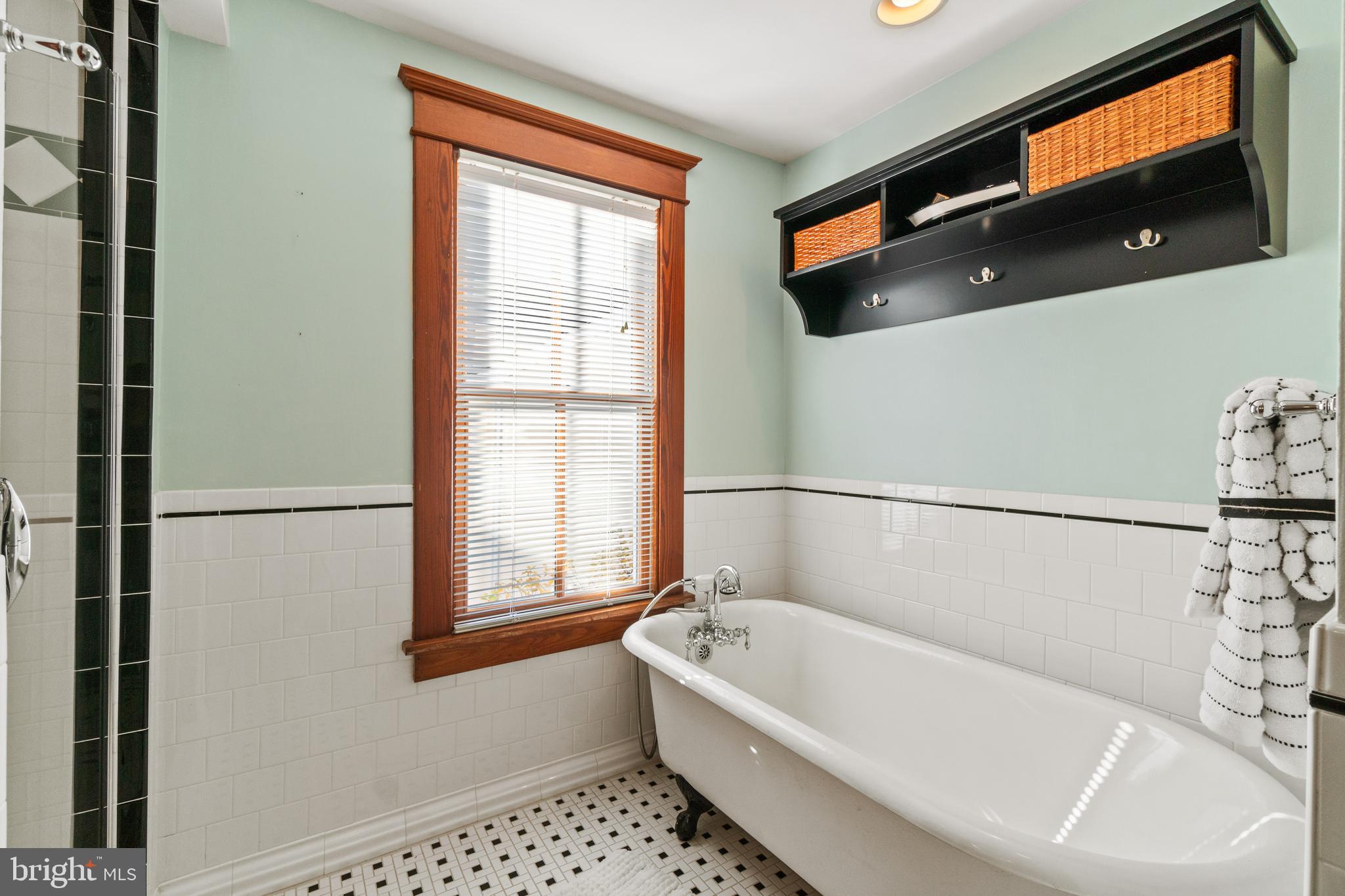 EASTPORT - Residential