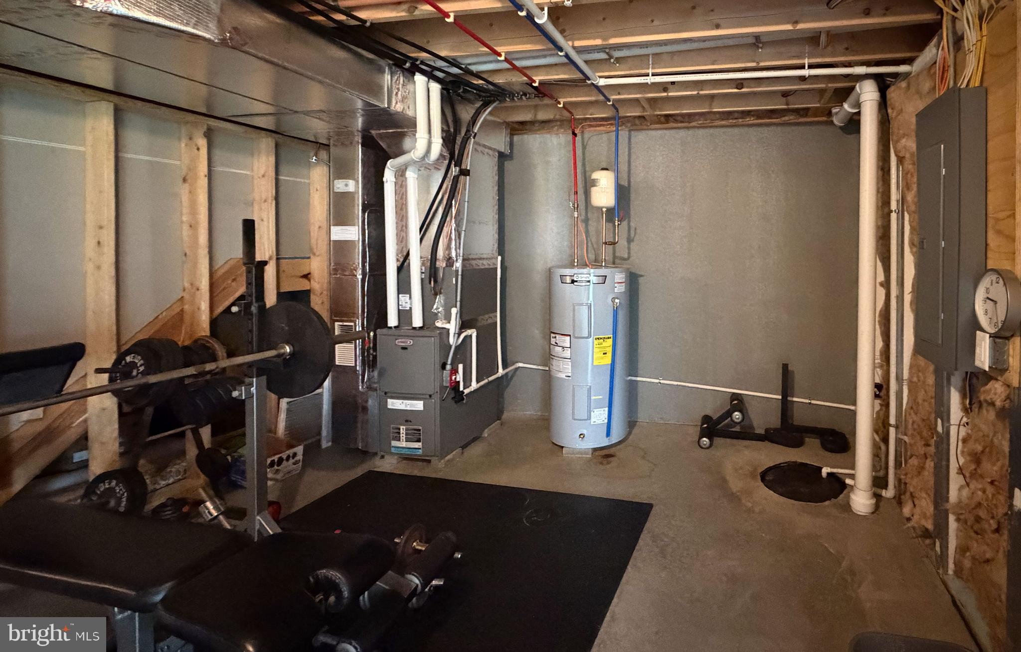 MAYAPPLE WOODS - Residential