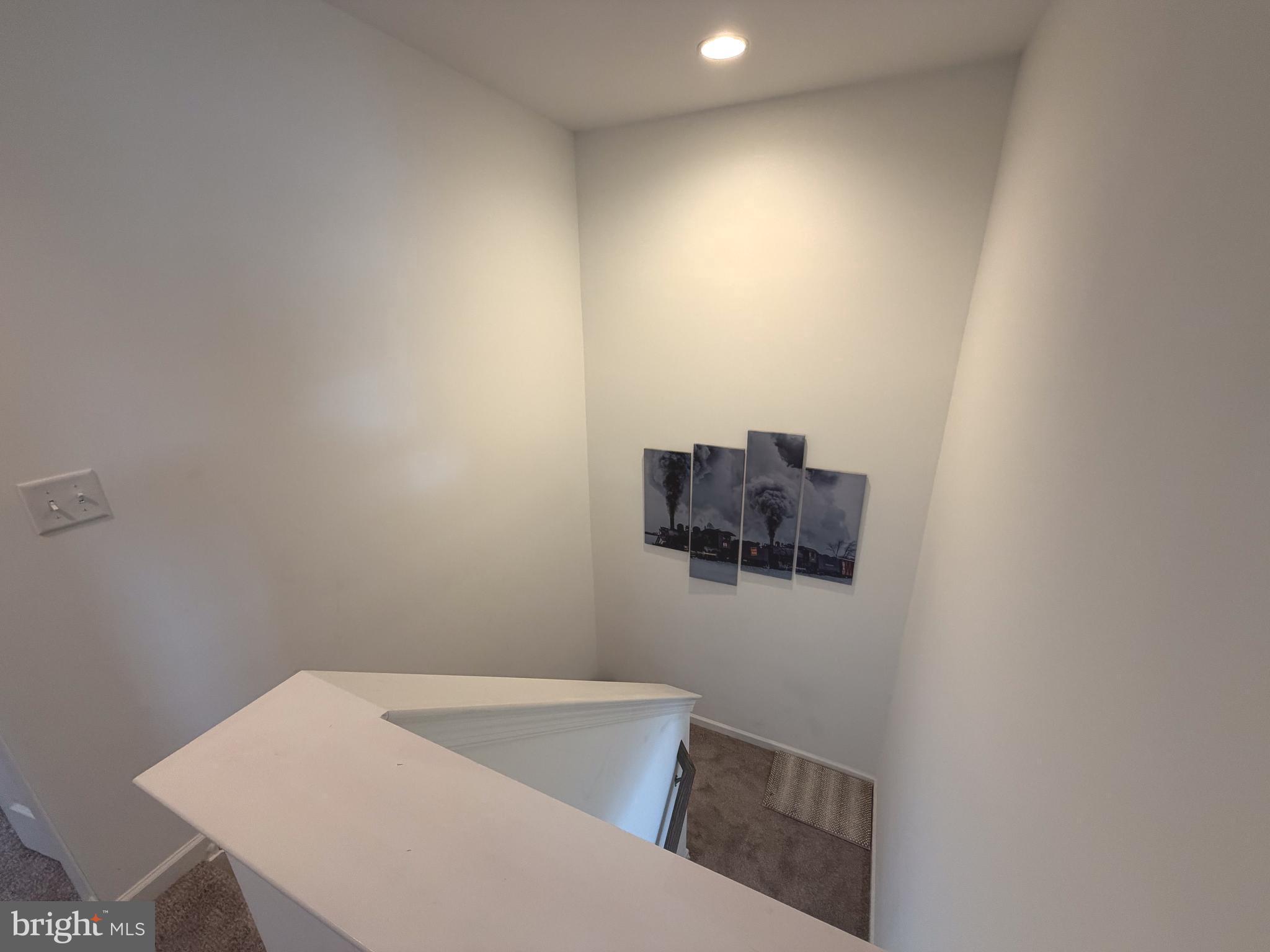 MAYAPPLE WOODS - Residential