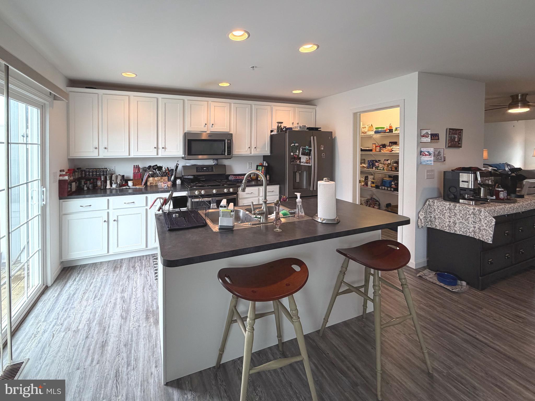 MAYAPPLE WOODS - Residential