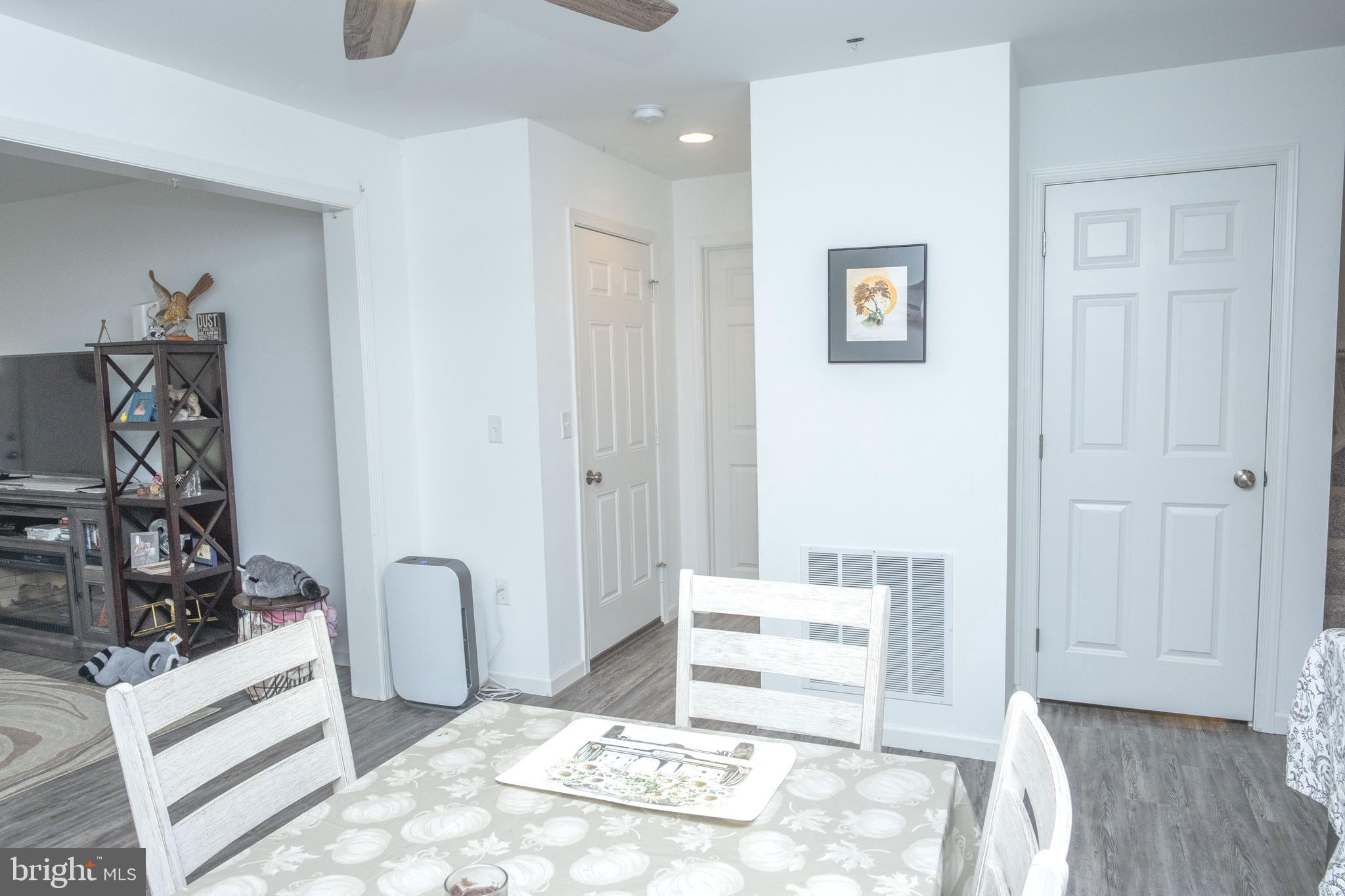 MAYAPPLE WOODS - Residential