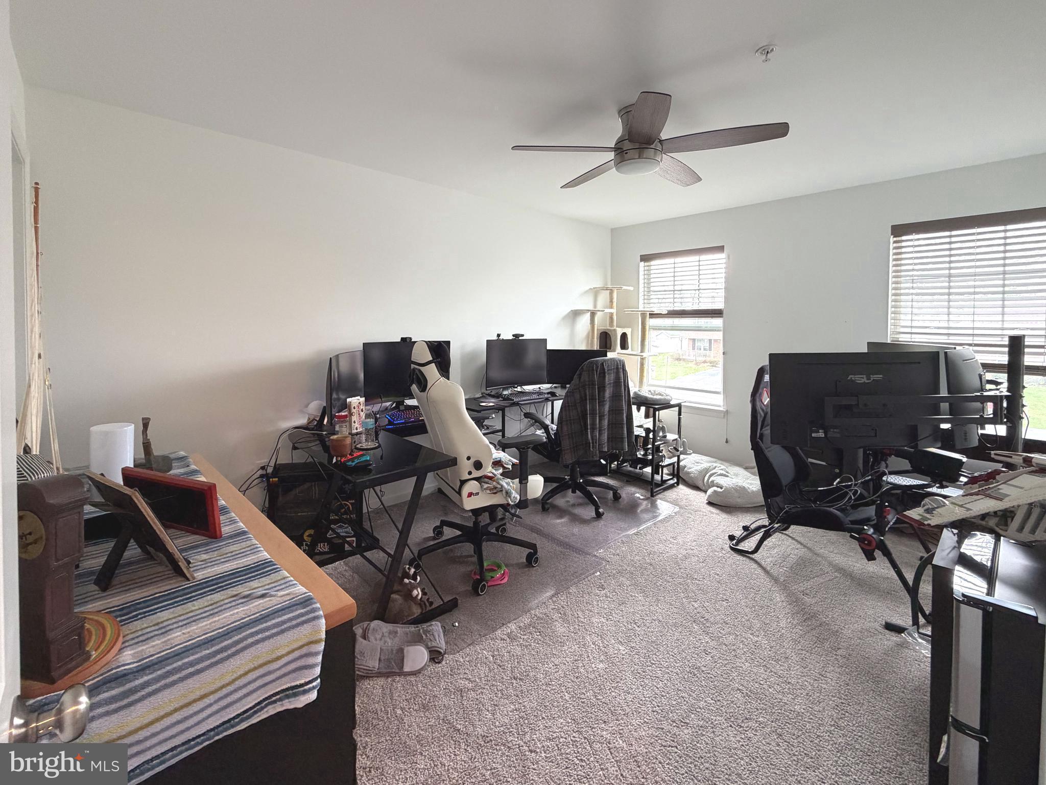 MAYAPPLE WOODS - Residential