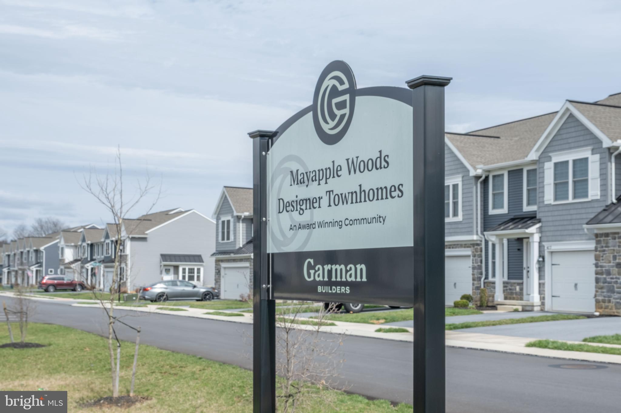 MAYAPPLE WOODS - Residential