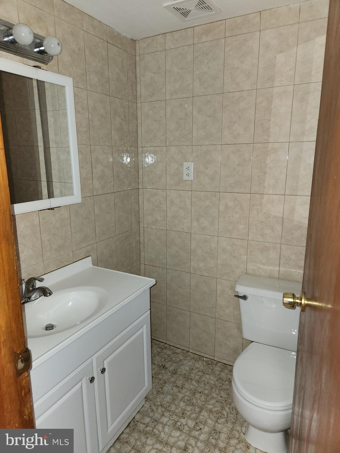 SOUTH STREET - Residential Lease